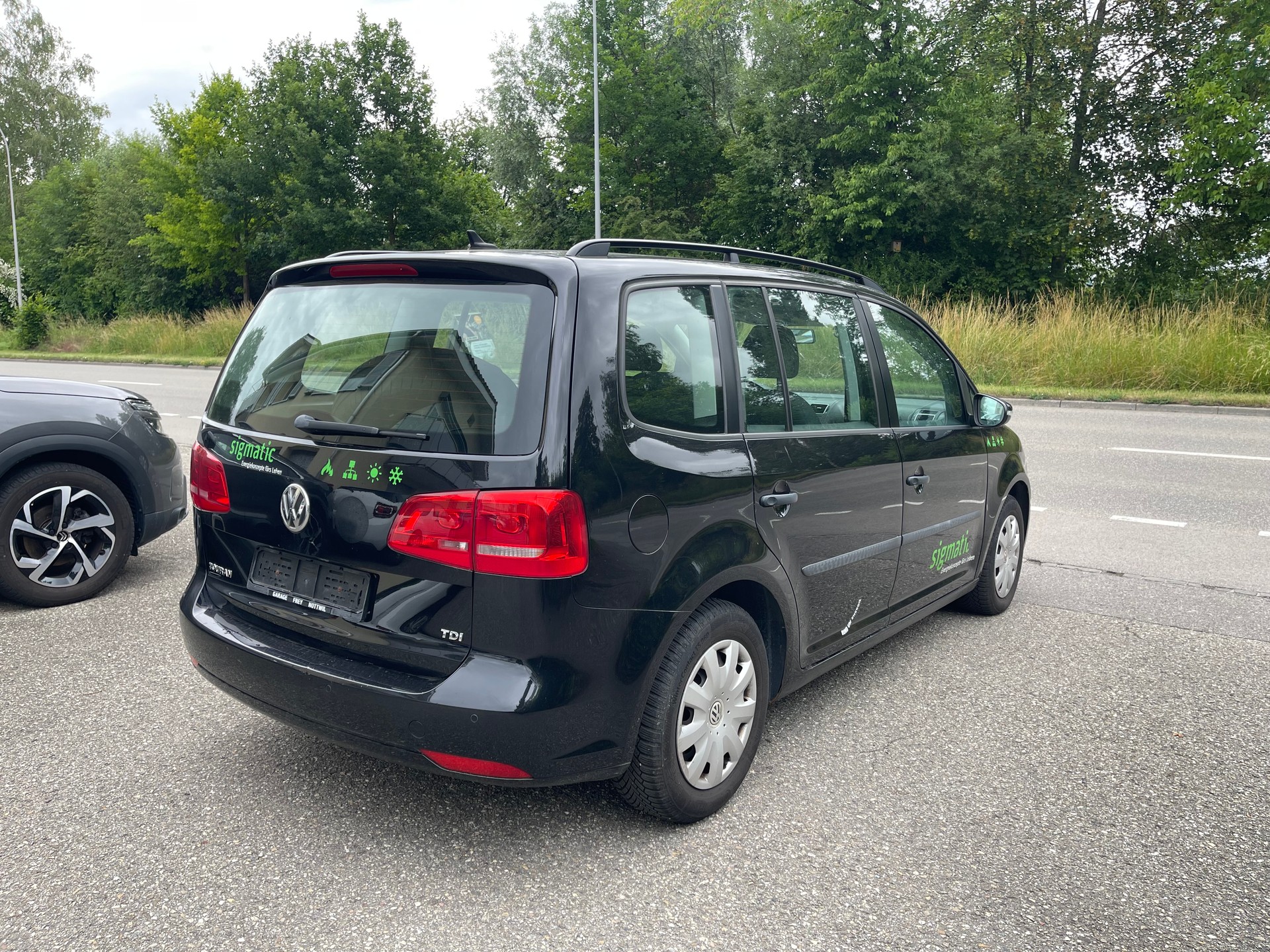 VW Touran 1.6 TDI Trendline-image-4