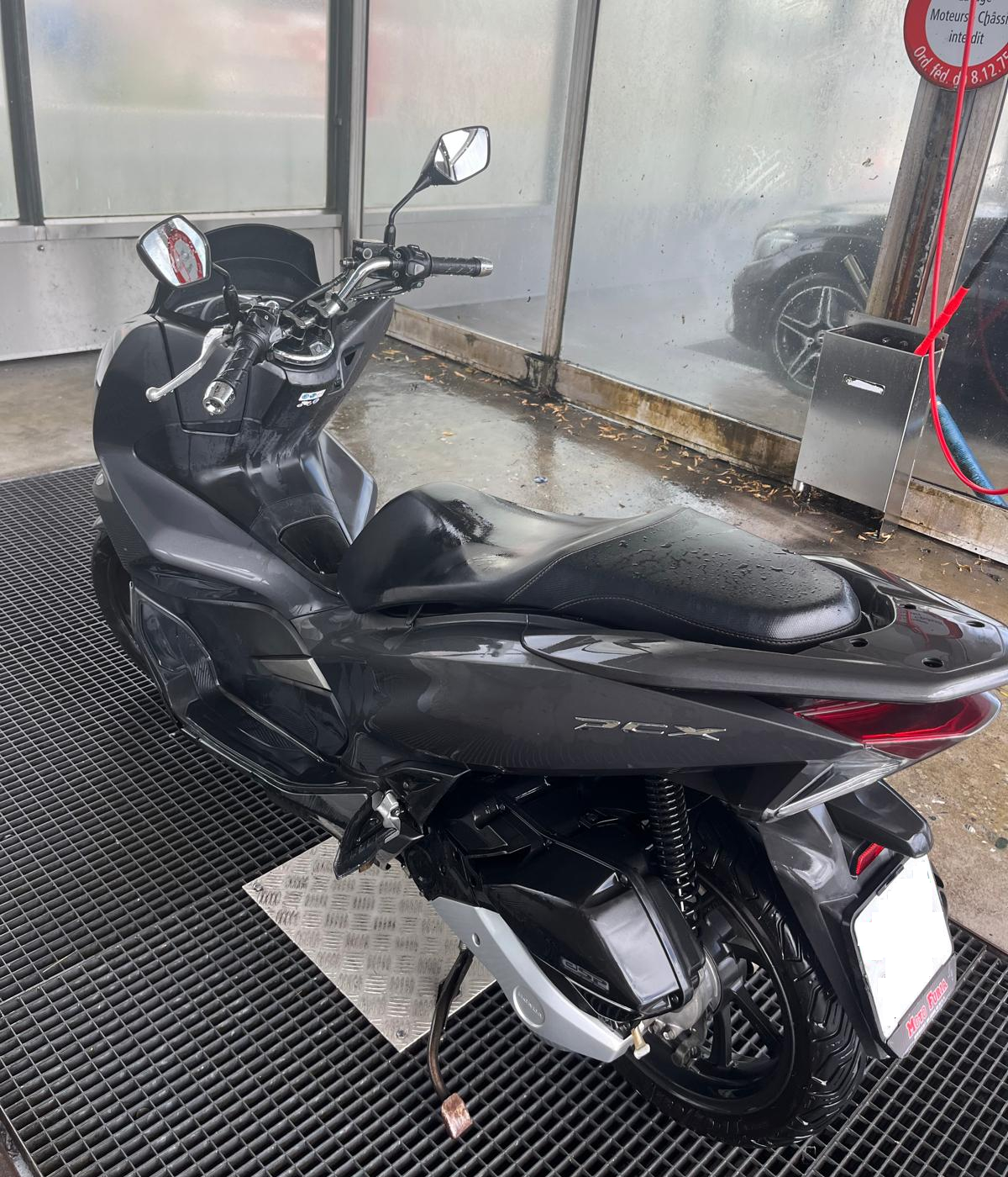 HONDA PCX 125 i ABS-image-5