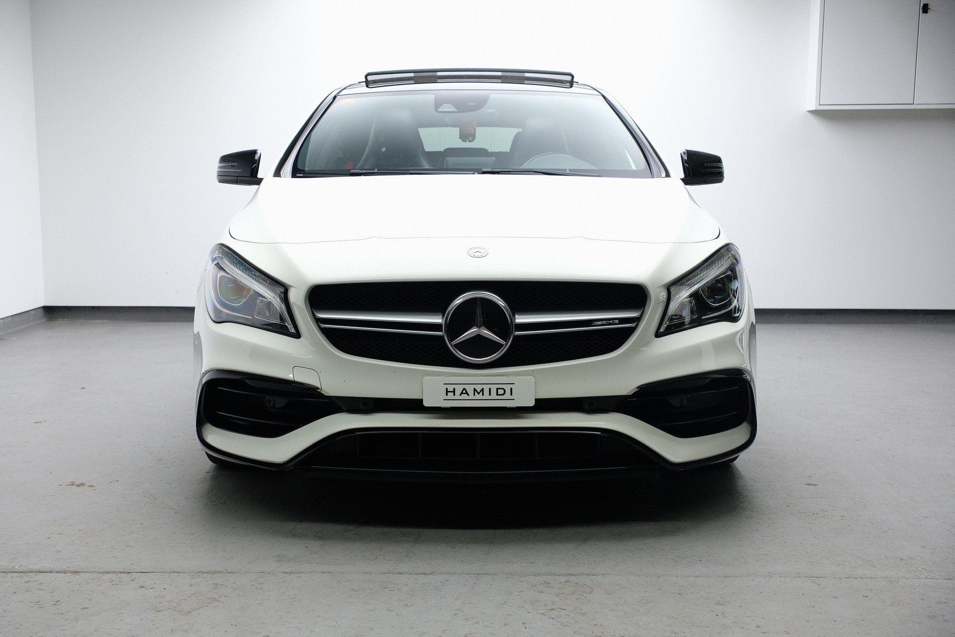 MERCEDES-BENZ CLA Shooting Brake 45 AMG 4Matic Speedshift-showroom-element-1