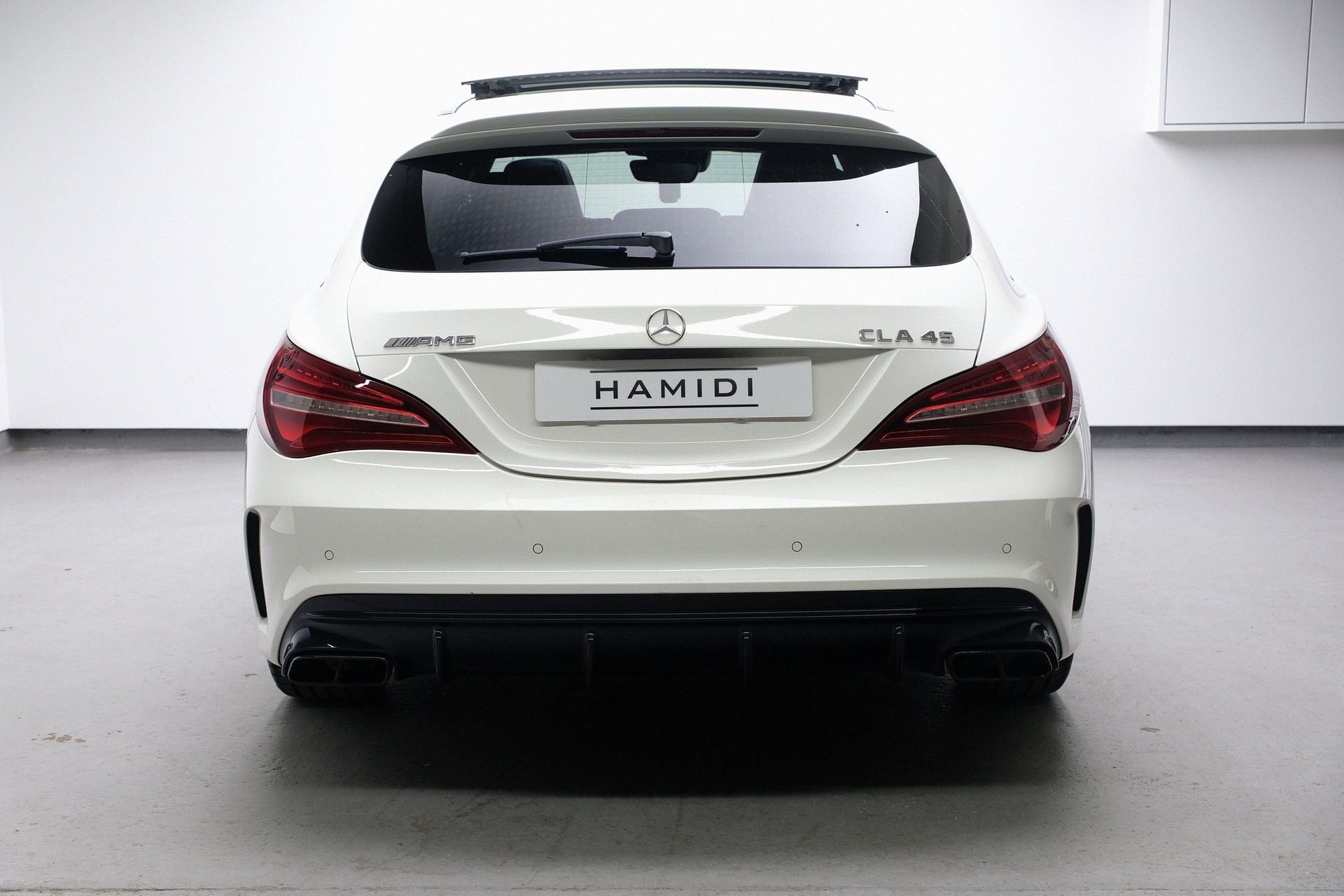 MERCEDES-BENZ CLA Shooting Brake 45 AMG 4Matic Speedshift-showroom-element-3