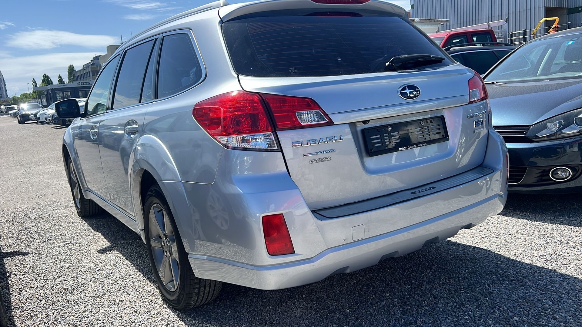 SUBARU Outback 2.0D Limited Classic AWD Lineartronic **FRISCH MFK/SERVICE**-showroom-element-2