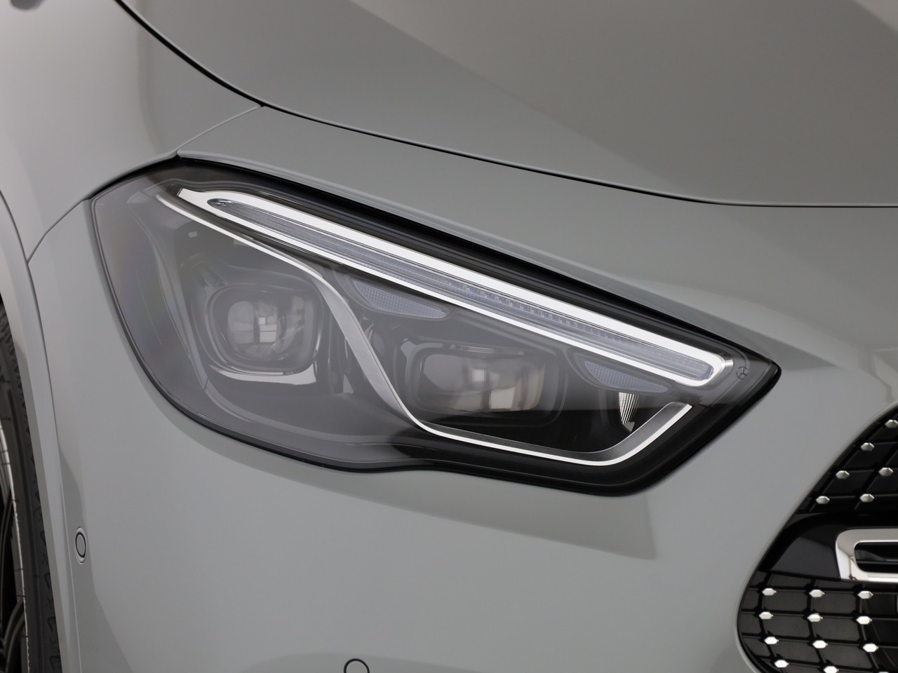 MERCEDES-BENZ GLA 220d 4Matic 8G-DCTSwiss Star-image-18