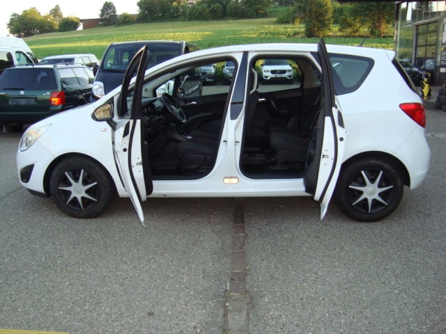 OPEL Meriva 1.4 Turbo Enjoy-image-6