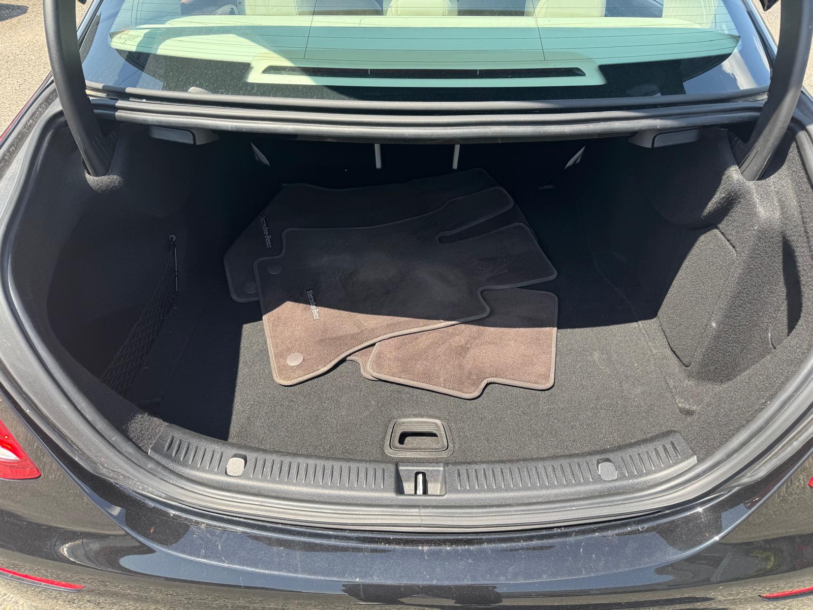 MERCEDES-BENZ E 200 Exclusive 9G-Tronic-image-10