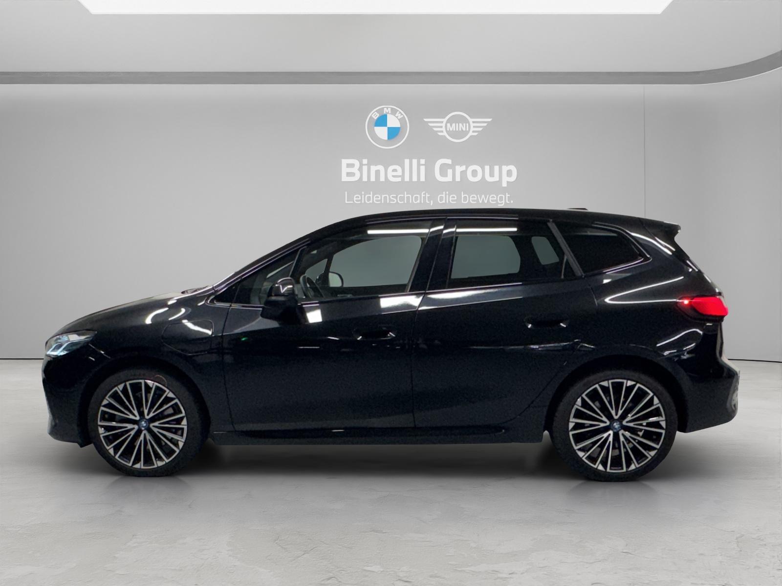 BMW 230e xDrive Active Tourer-showroom-element-1