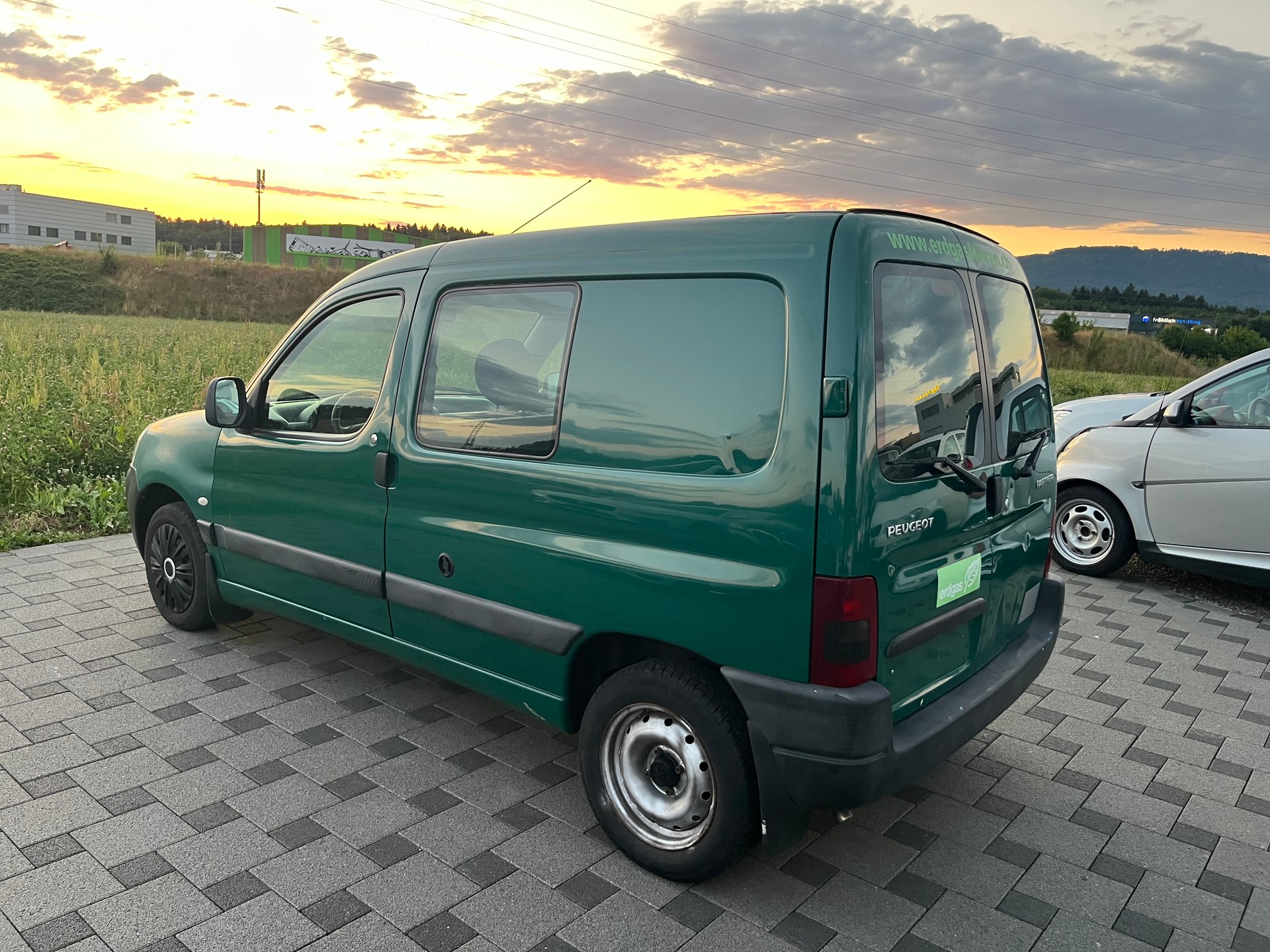 PEUGEOT Partner 1.4 Bifuel 190C-image-5