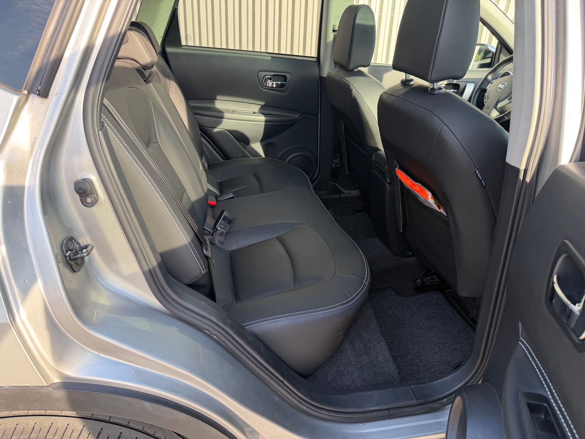NISSAN Qashqai 2.0 4WD i-Way-image-33