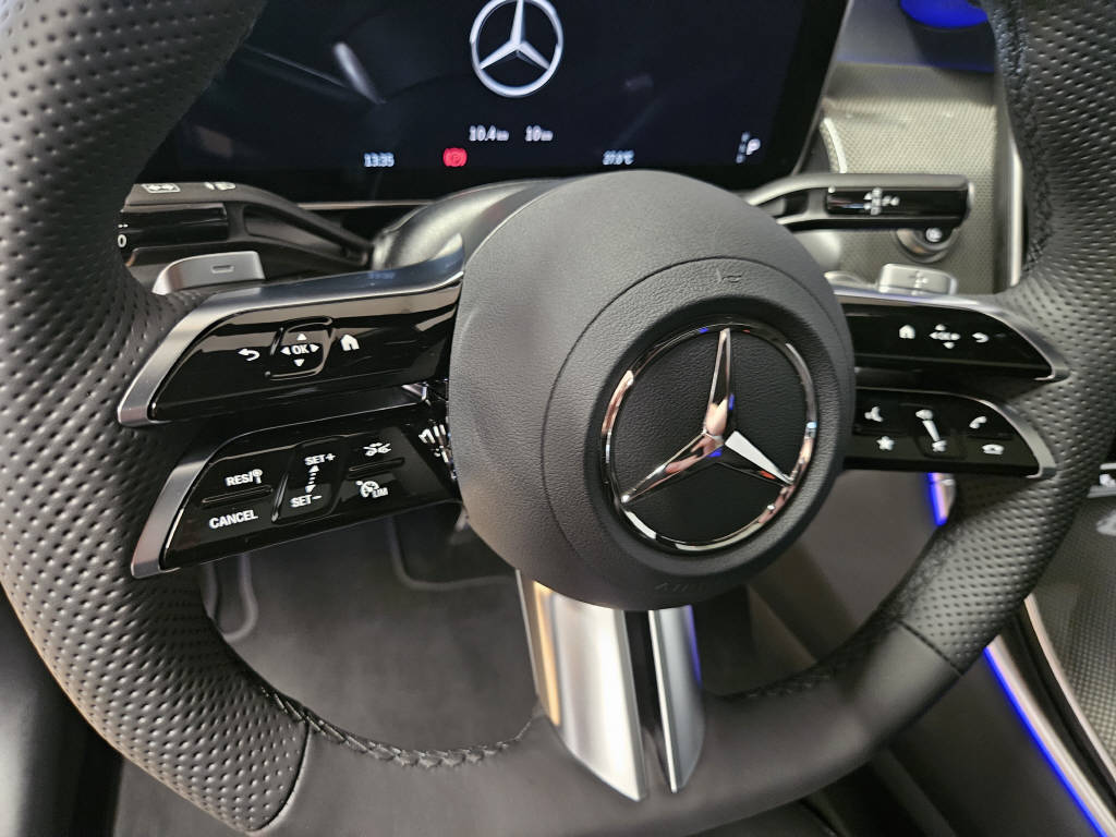 MERCEDES-BENZ GLC 220 d 4Matic AMG Line Coupé-image-8