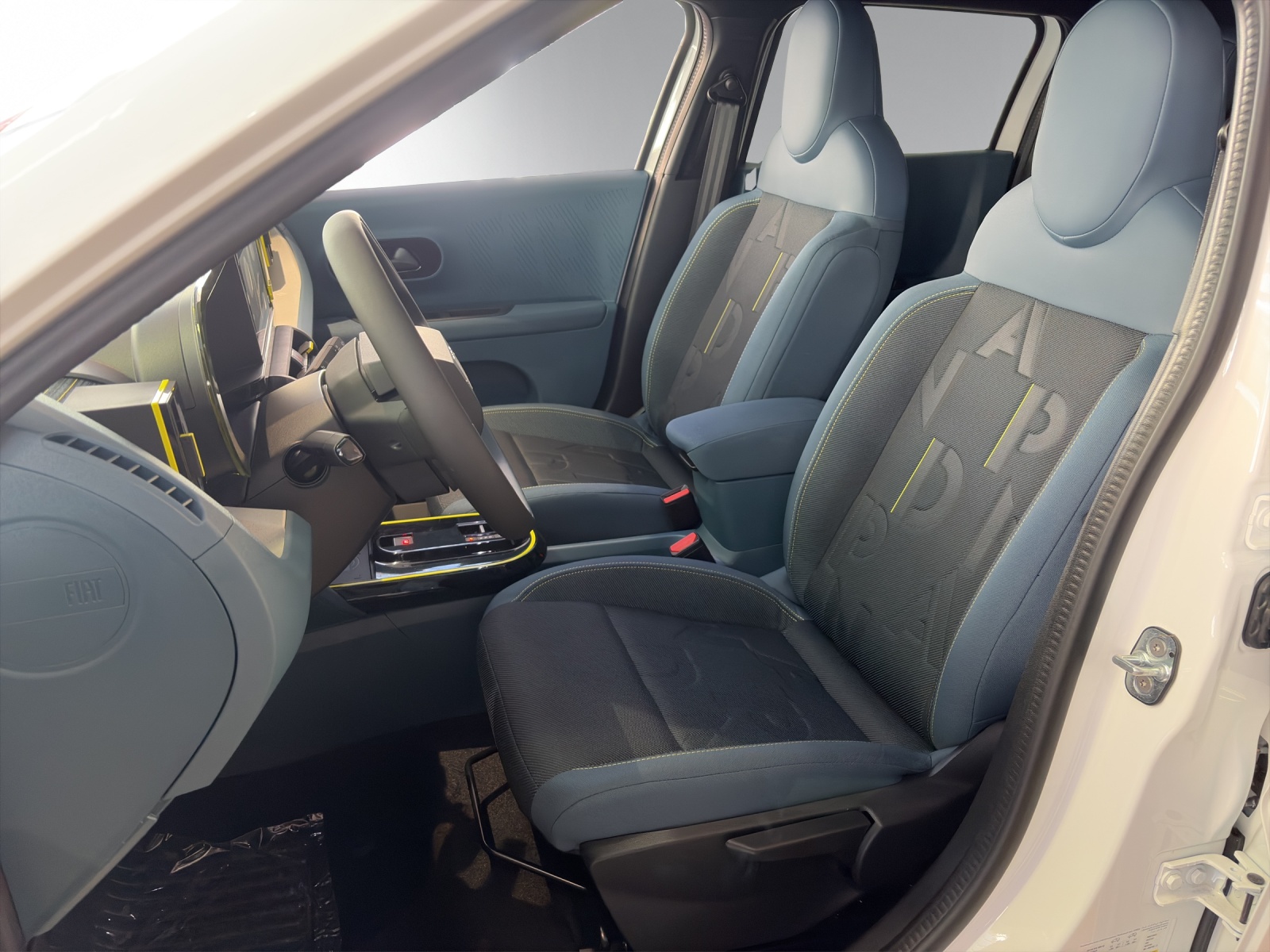 FIAT Grande Panda MHEV Icon-image-4
