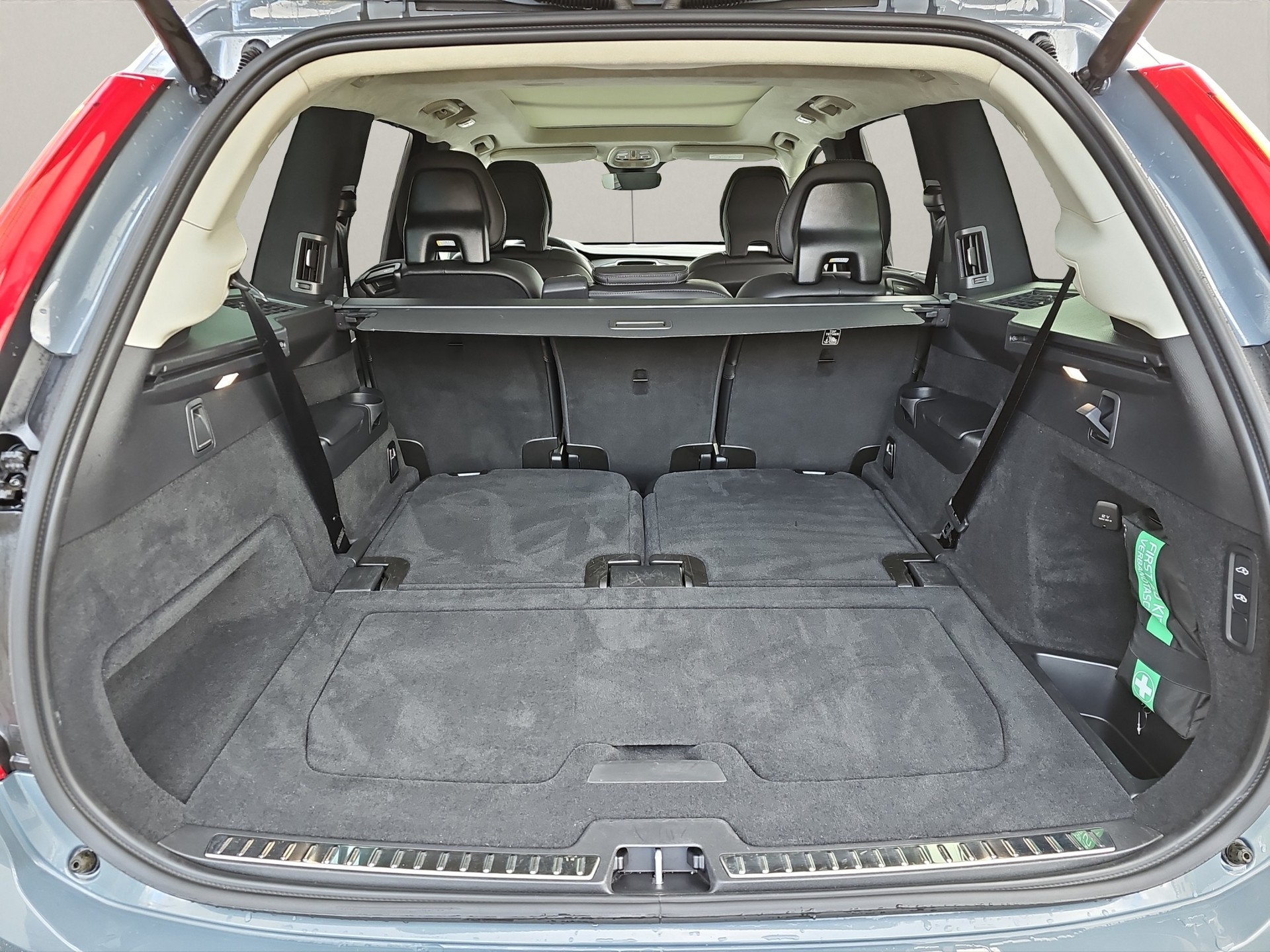 VOLVO XC90 2.0 T8 TE Ultimate Dark 7P. eAWD-image-12