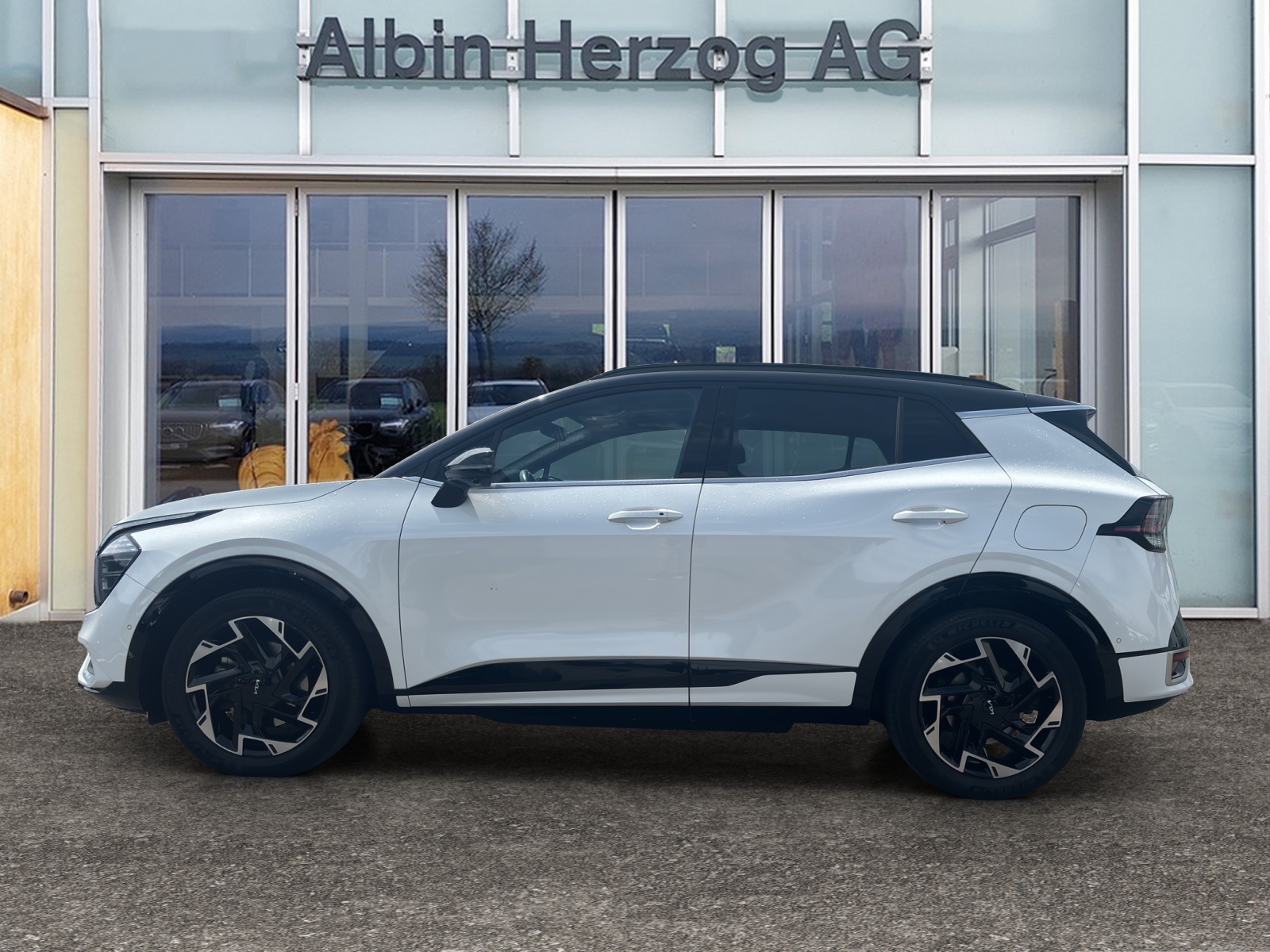 KIA Sportage 1.6 T-GDi PHEV GT-Line-showroom-element-1