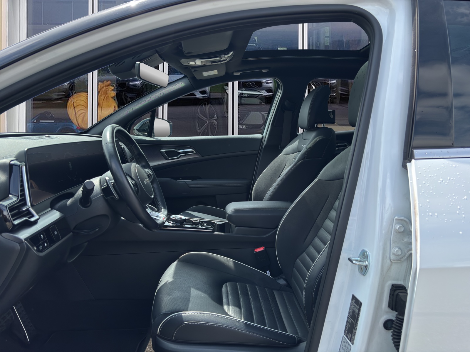 KIA Sportage 1.6 T-GDi PHEV GT-Line-image-8