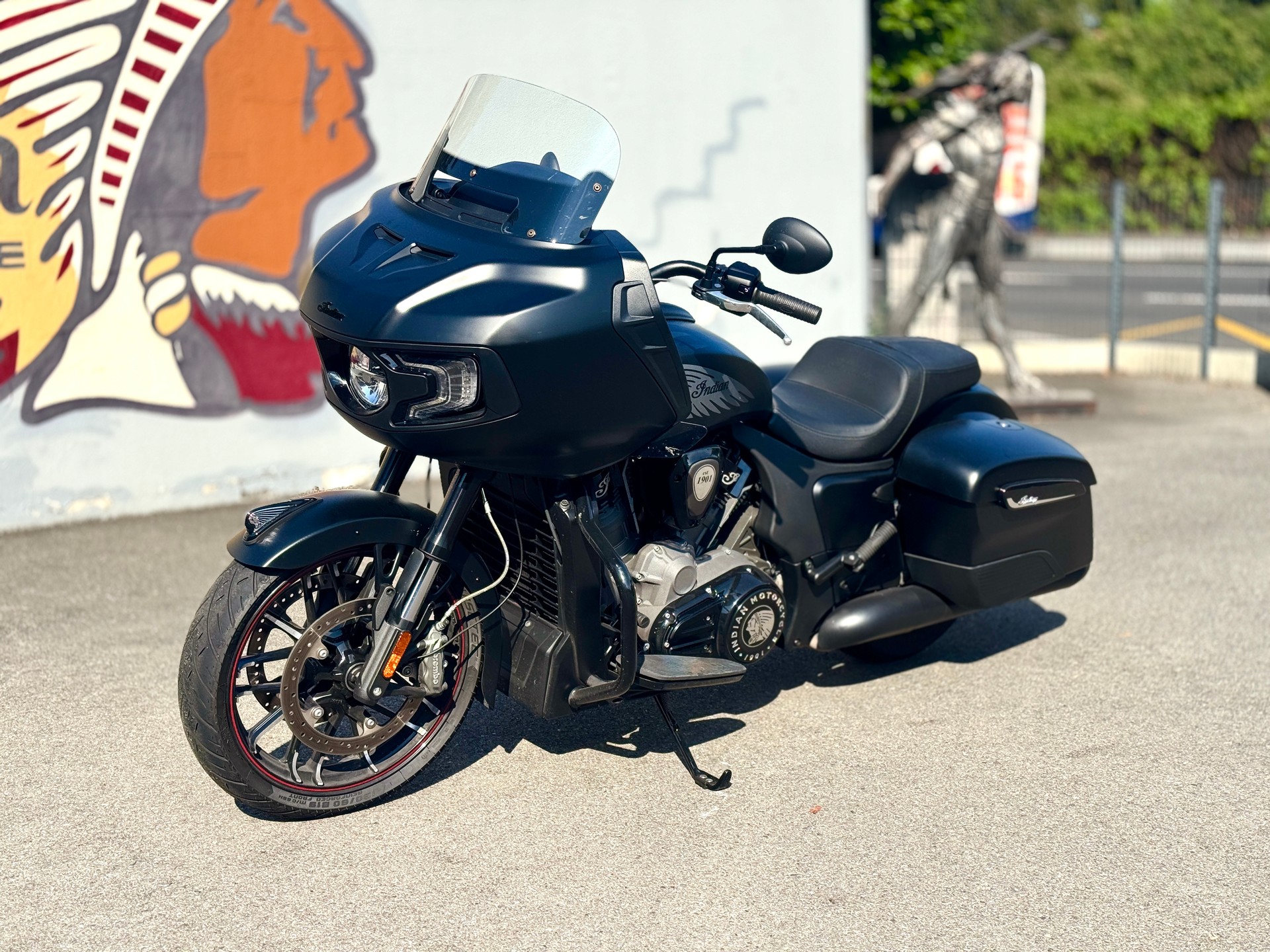 INDIAN Challenger Dark Horse-image-3