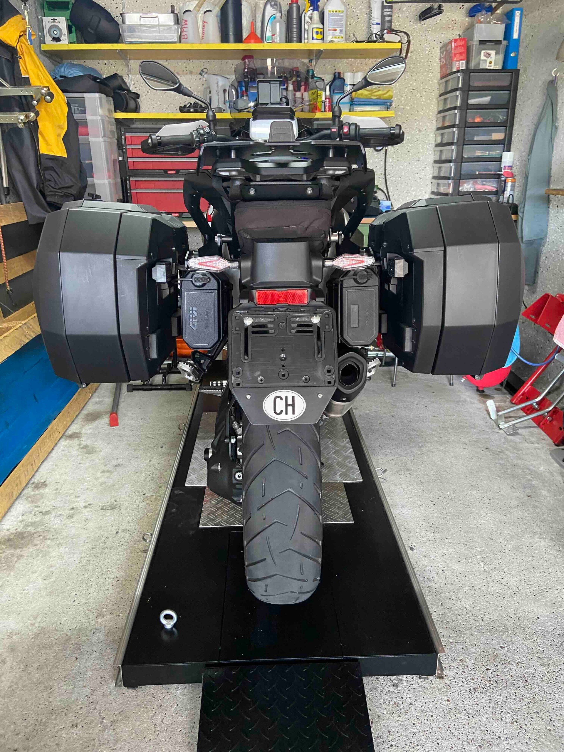 BMW R 1300 GS-image-7