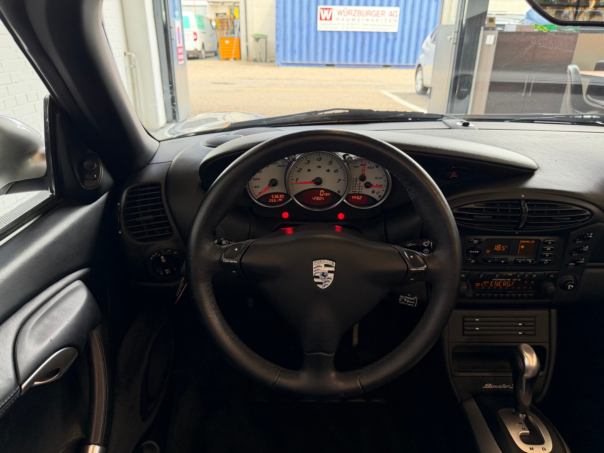 PORSCHE Boxster S 3.2 252 PS ( CH) *AUTOMAT*-image-17