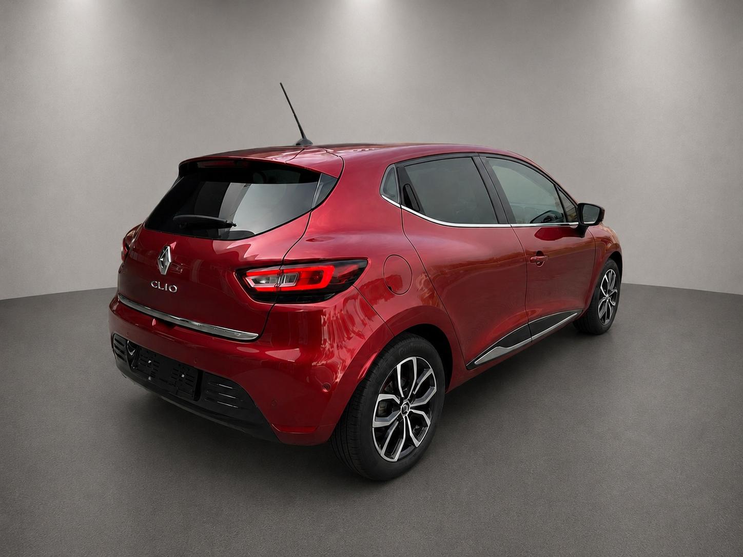 RENAULT Clio 1.2 16V T Intens EDC Automat-image-4