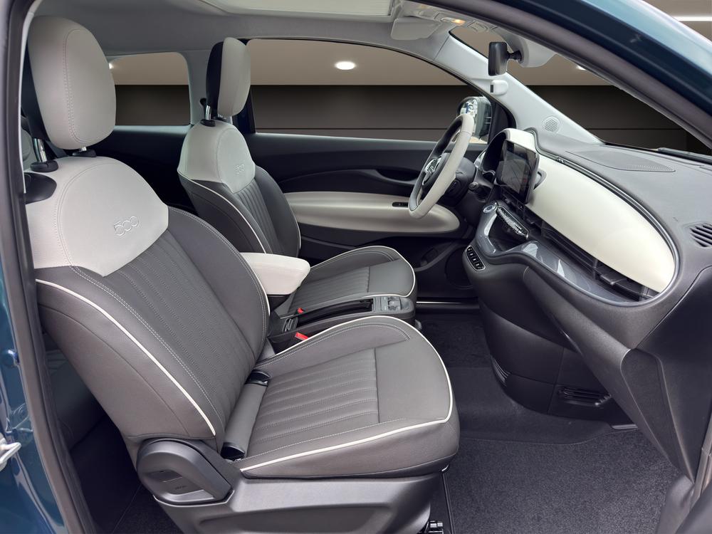 FIAT 500e La Prima-image-11