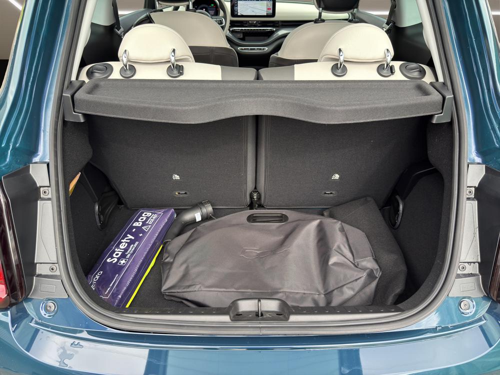 FIAT 500e La Prima-image-14