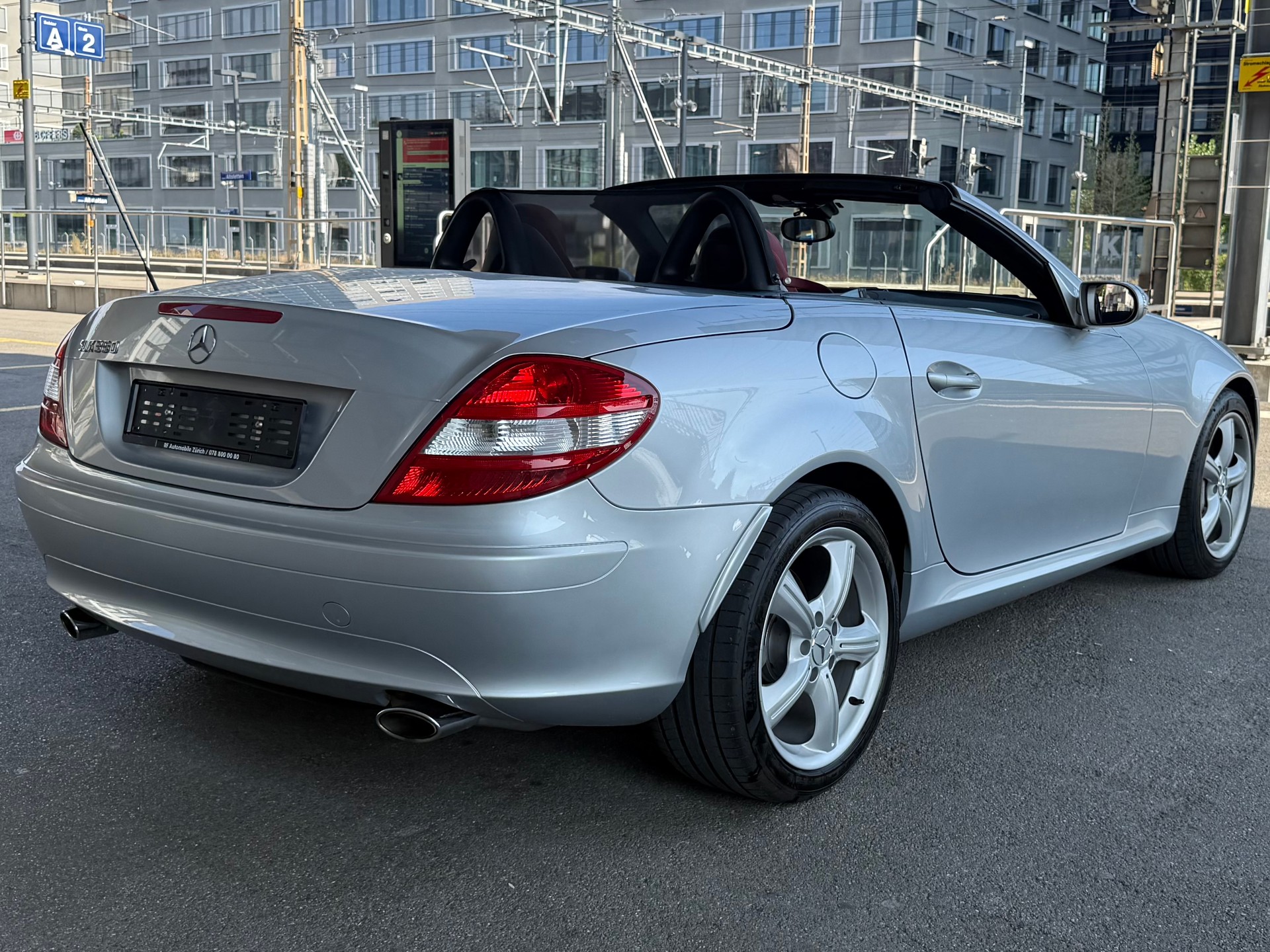 MERCEDES-BENZ SLK 350-image-9