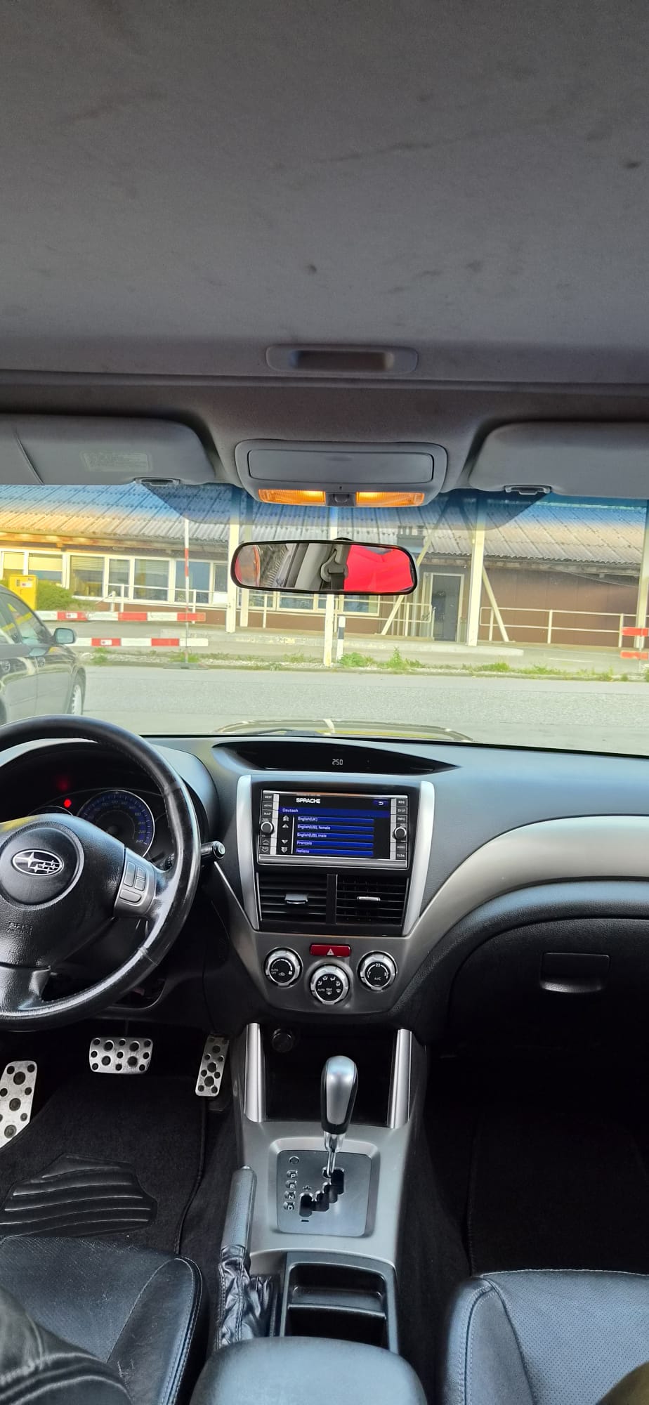 SUBARU Forester 2.5XT Comfort Automatic-showroom-element-2