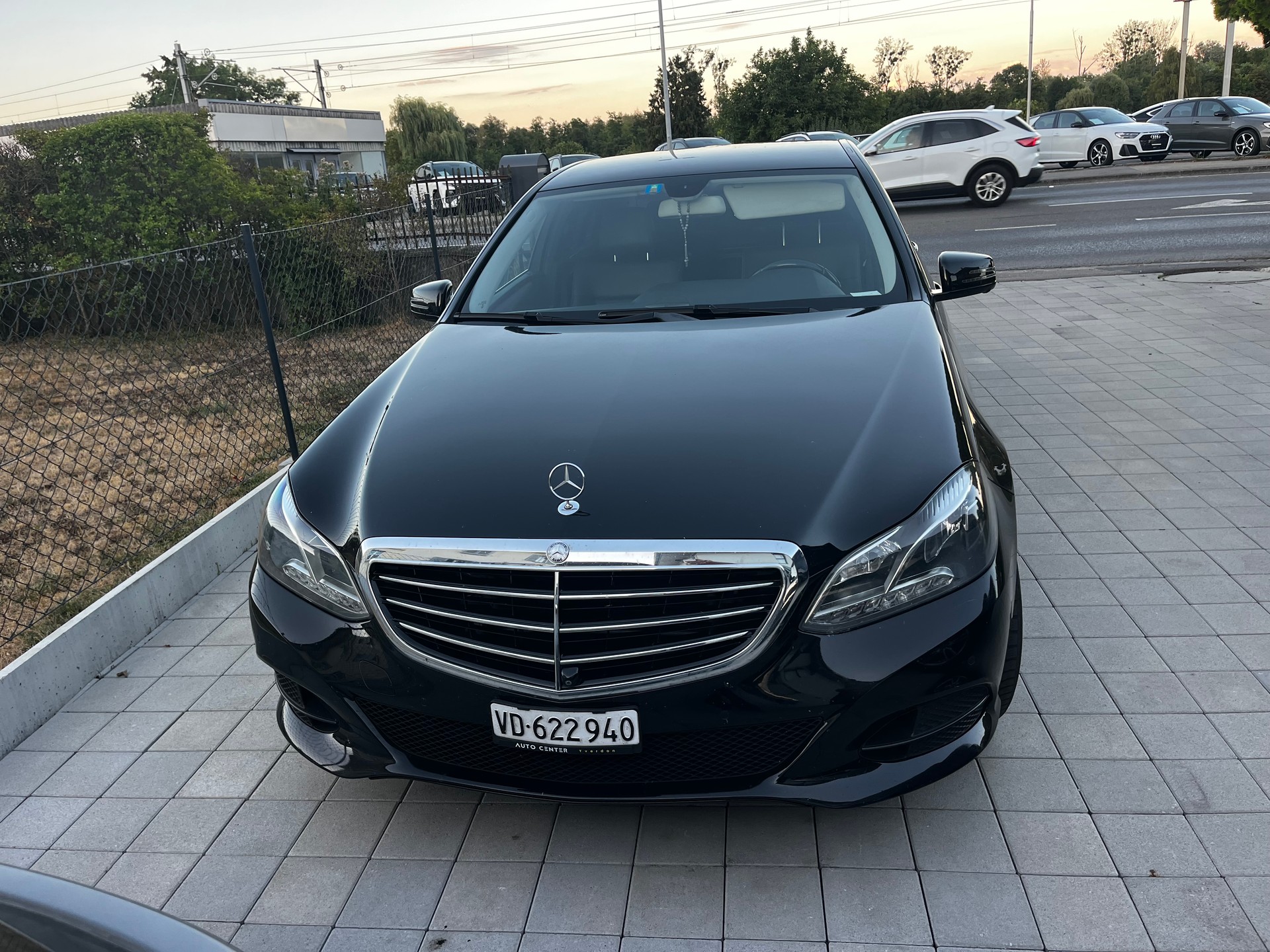 MERCEDES-BENZ E 200 BlueTEC 7G-Tronic