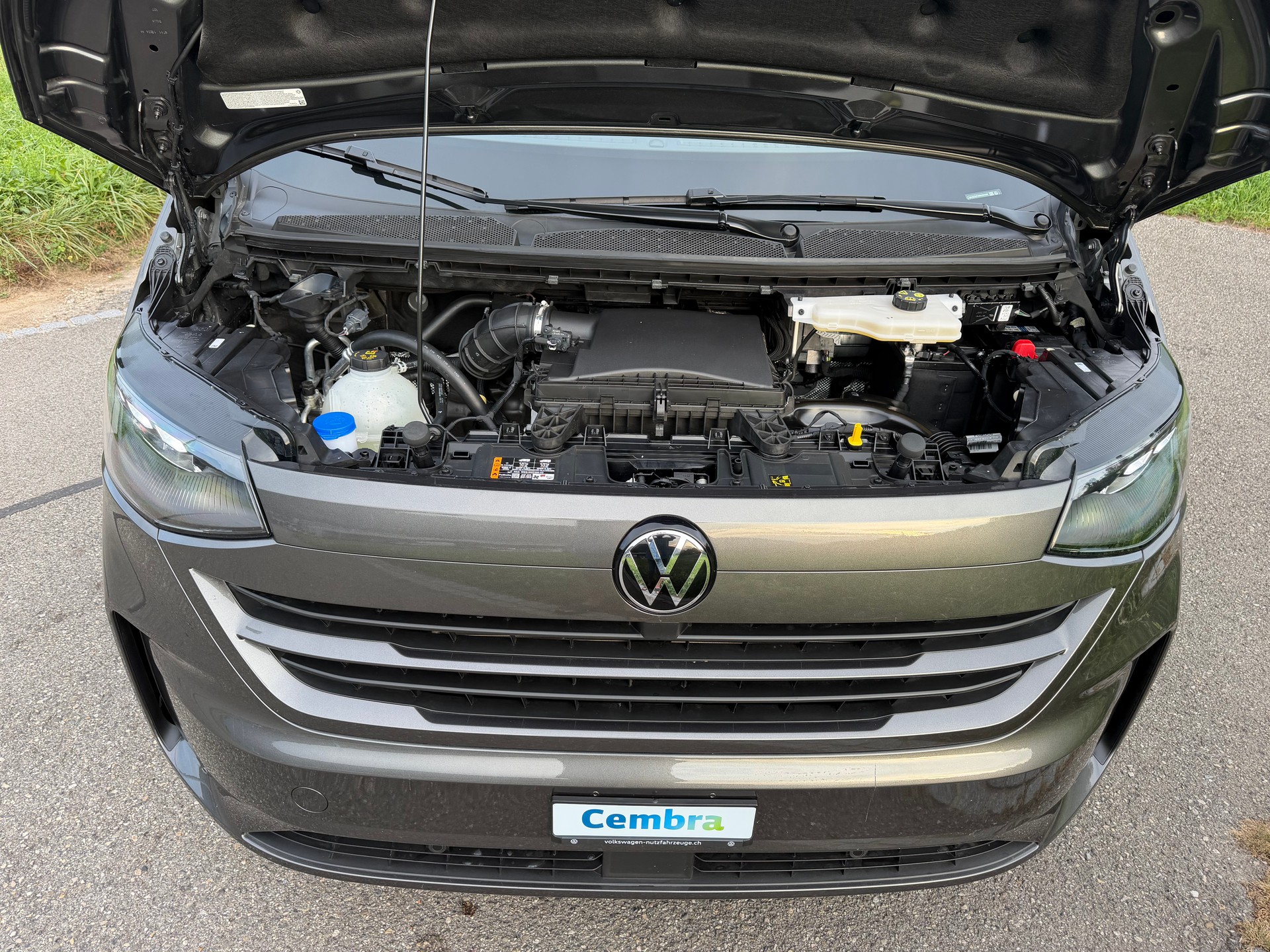 VW CARAVELLE 2.0 TDI "CH WAGEN" EXTRA LANG. LWB 4-MOTION AUTOMAT 8. MIT 9 SITZE. MIT 5 TÜREN. 3500 MM.-image-45