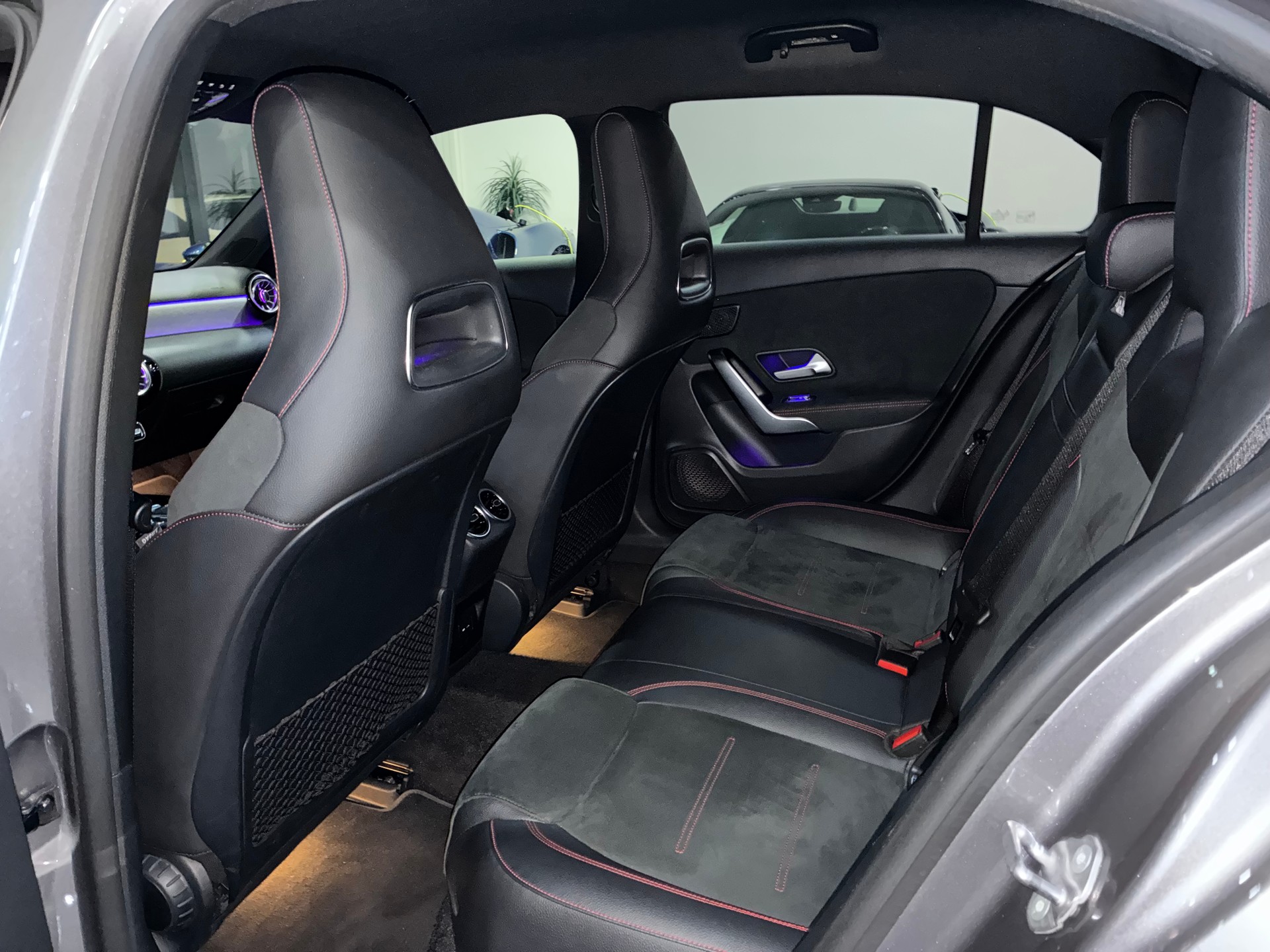 MERCEDES-BENZ A 180 Night Star AMG Line 7G-DCT-image-12