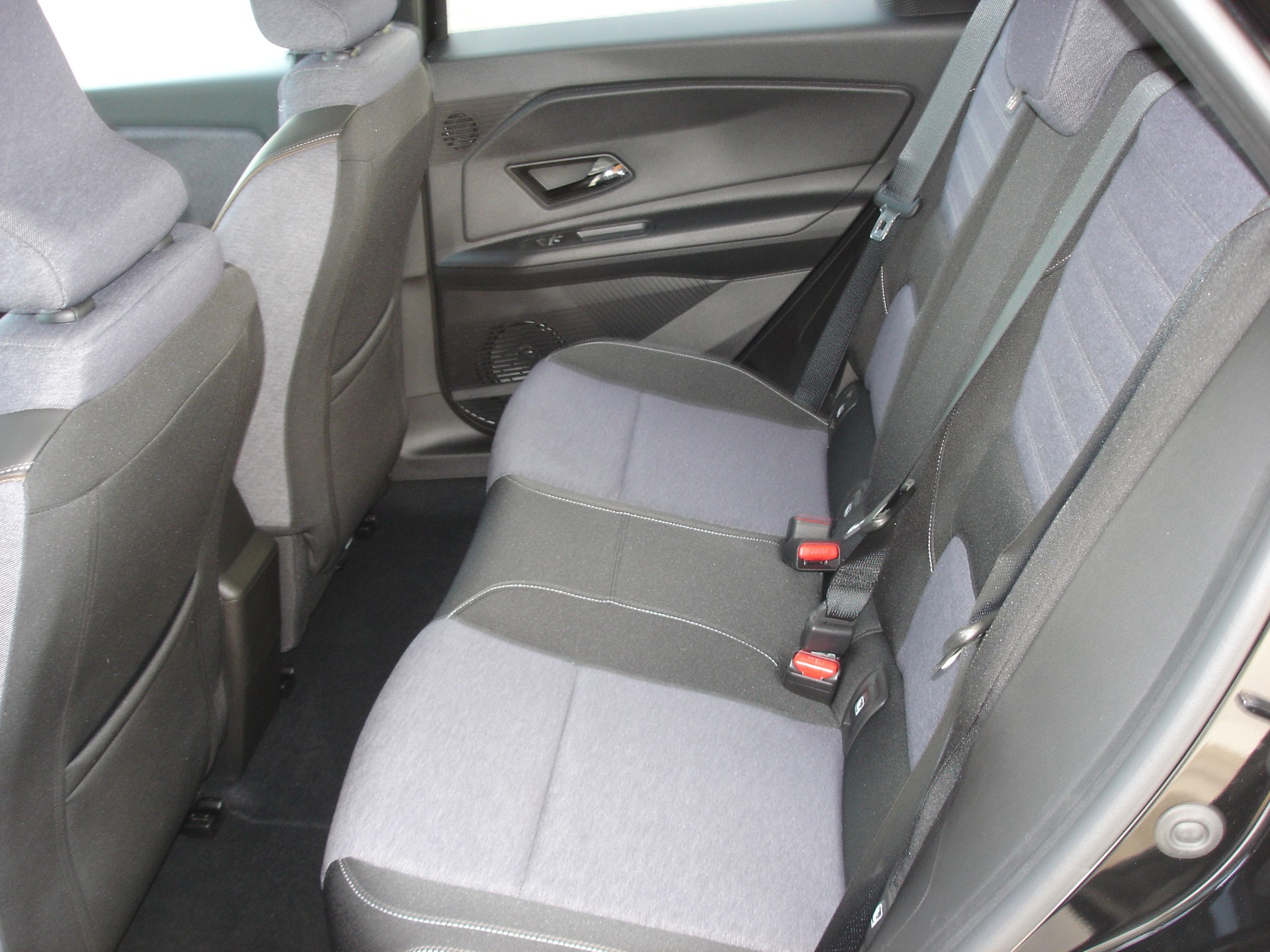 RENAULT R5 E-Tech Comfort Range 52 kWh Techno-image-8