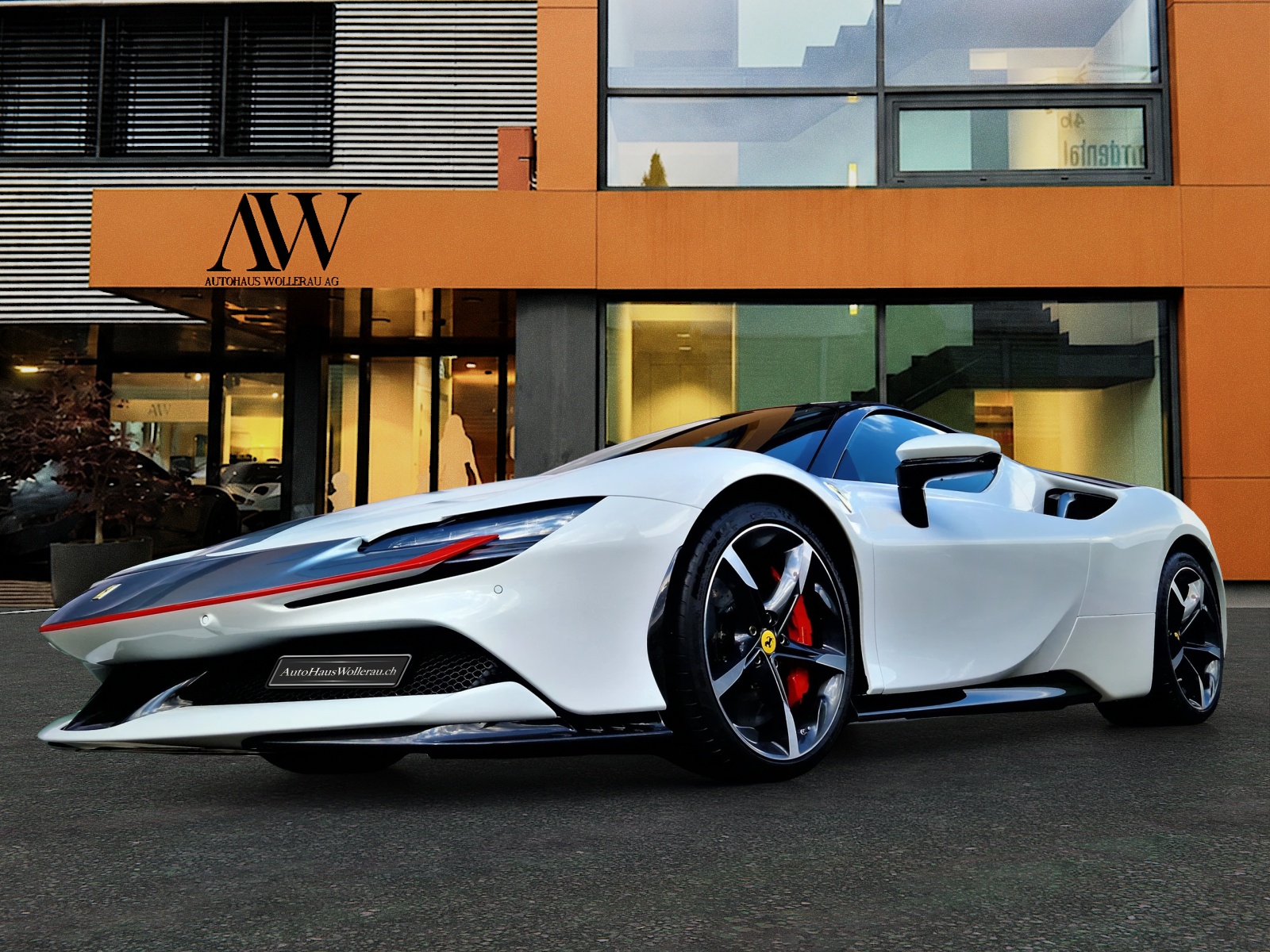 FERRARI SF90 Stradale 4.0 / CH Auslieferung-showroom-element-1