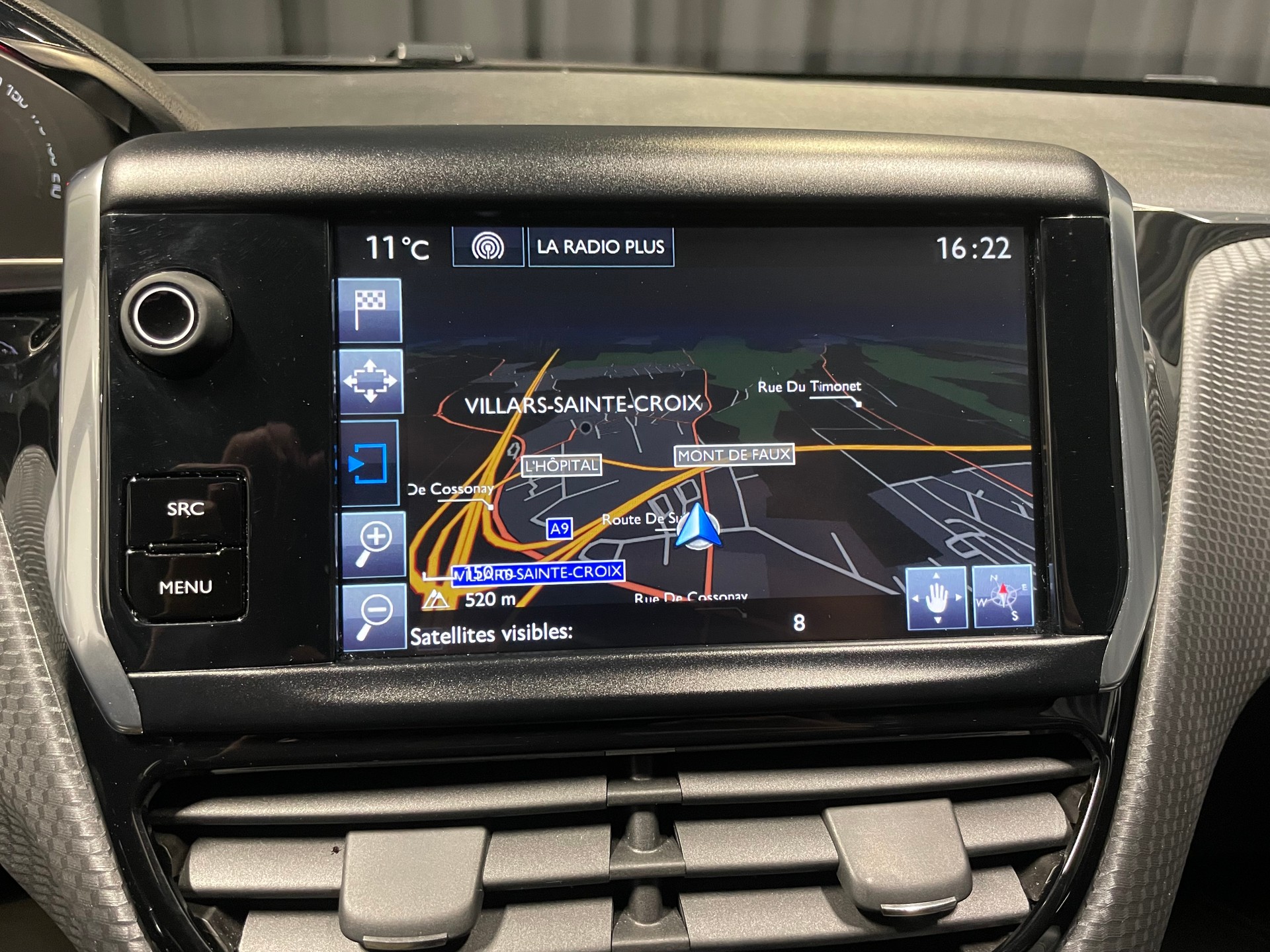 PEUGEOT 2008 1.2 PureTech Allure EAT6 (20)-image-12