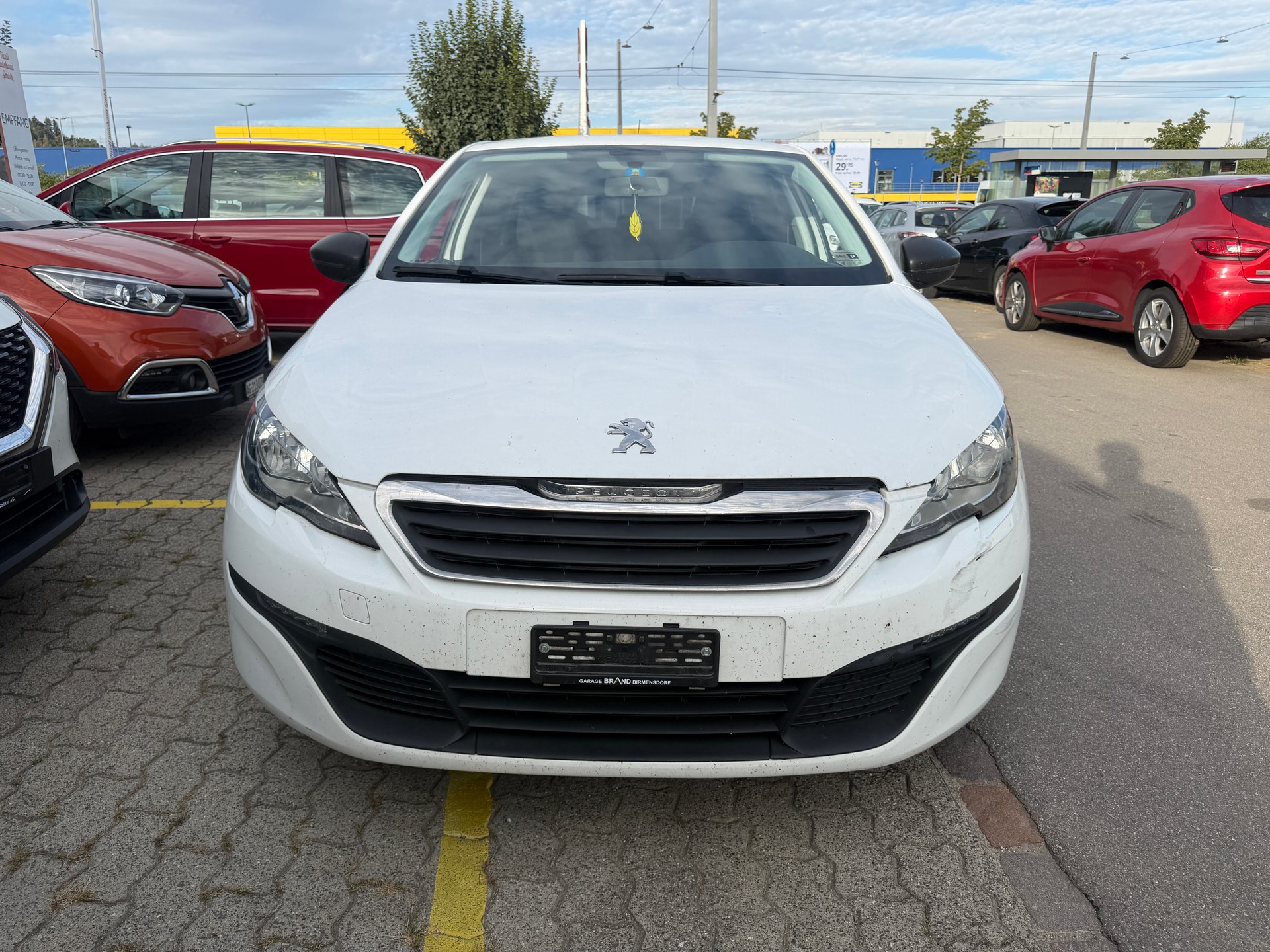 PEUGEOT 308 SW 1.2 THP Access-showroom-element-1