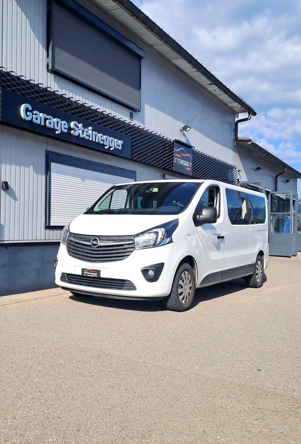 OPEL Vivaro 1.6 CDTI Combi+ 2.9t L2H1/ 8-Plätze