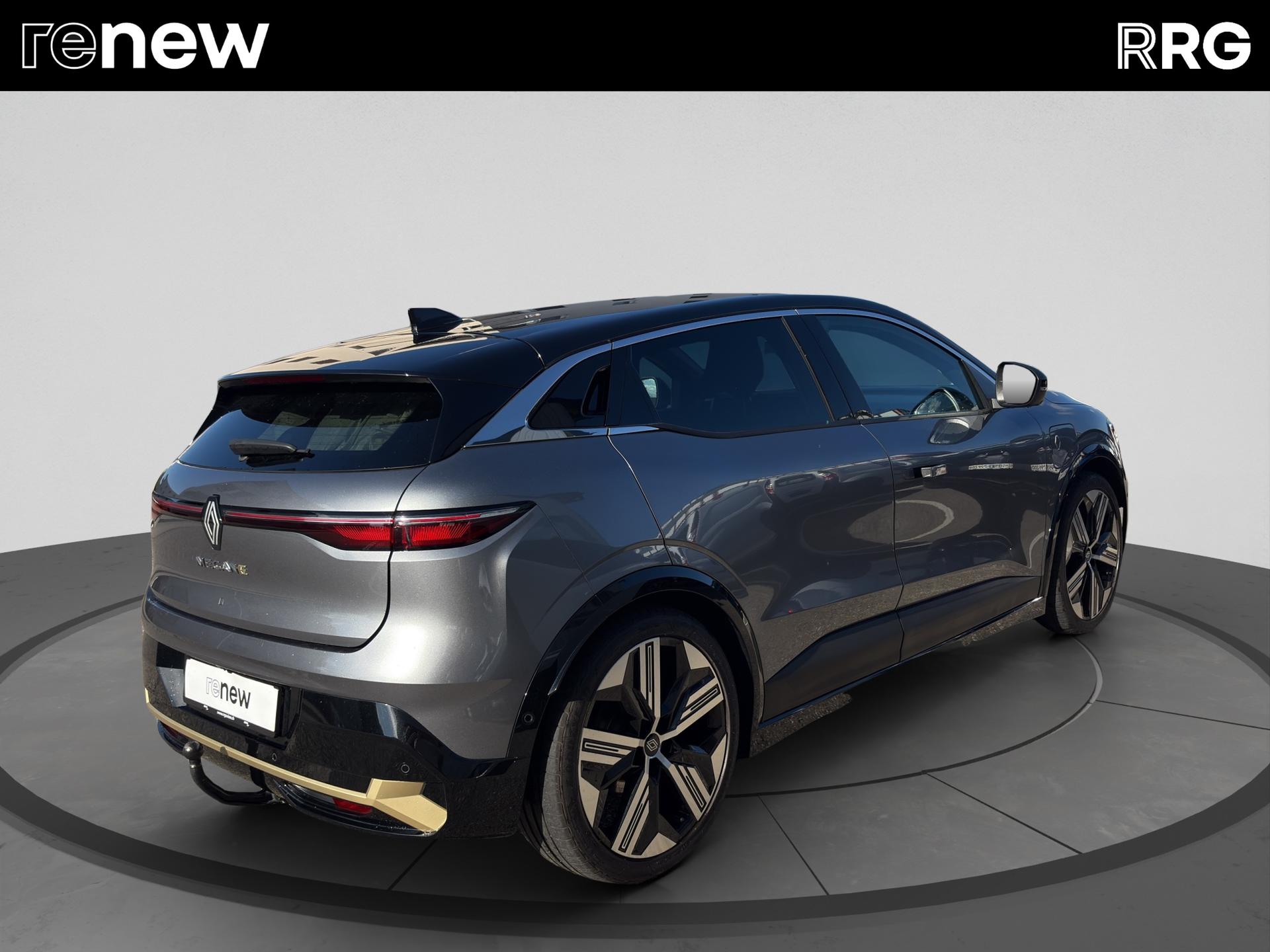 RENAULT Mégane E-TECH EV60 Iconic-showroom-element-2
