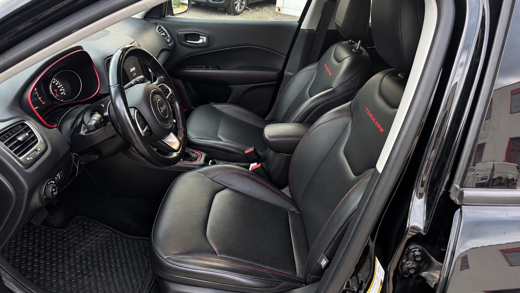 JEEP Compass 2.0CRD Trailhawk AWD 9ATX-image-5