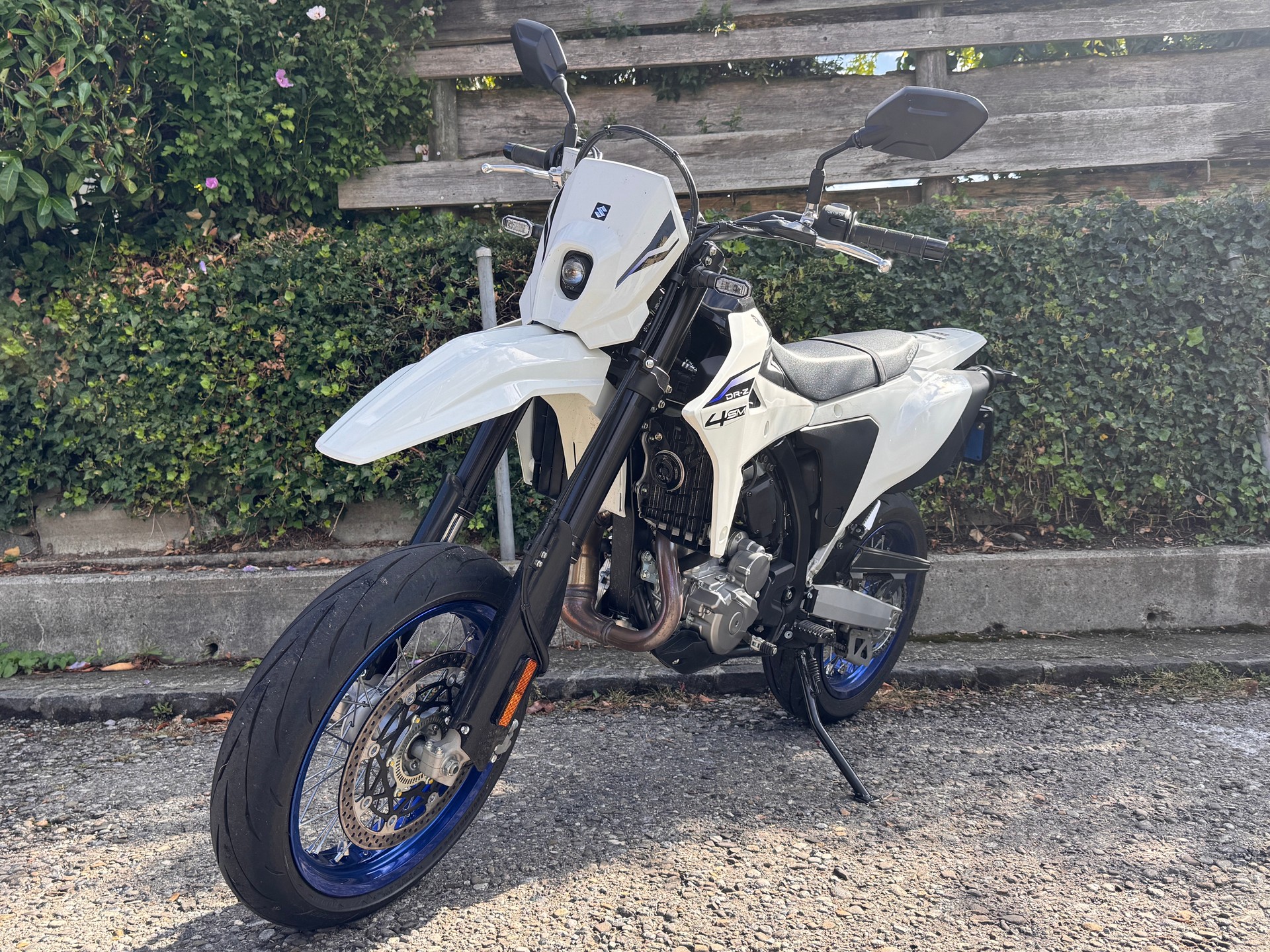 SUZUKI DR-Z 400 SM-image-1