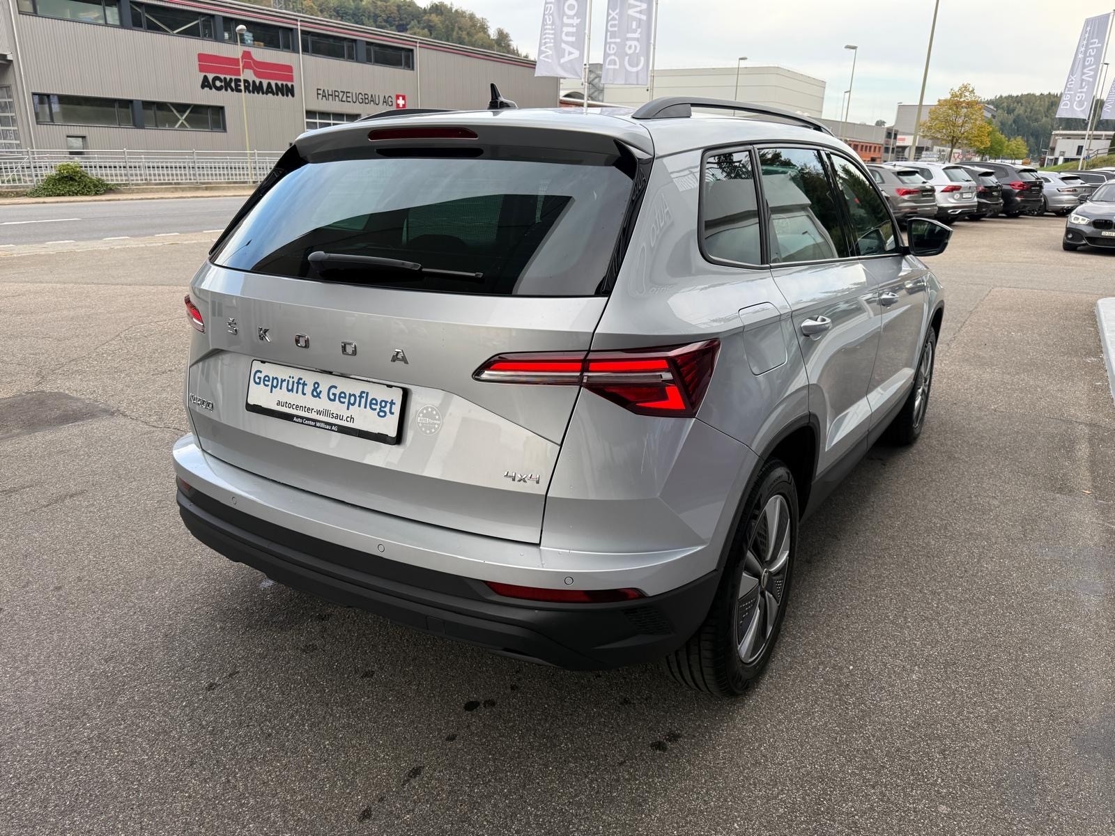 SKODA Karoq 2.0 TDI CR Ambition 4x4 DSG-image-16