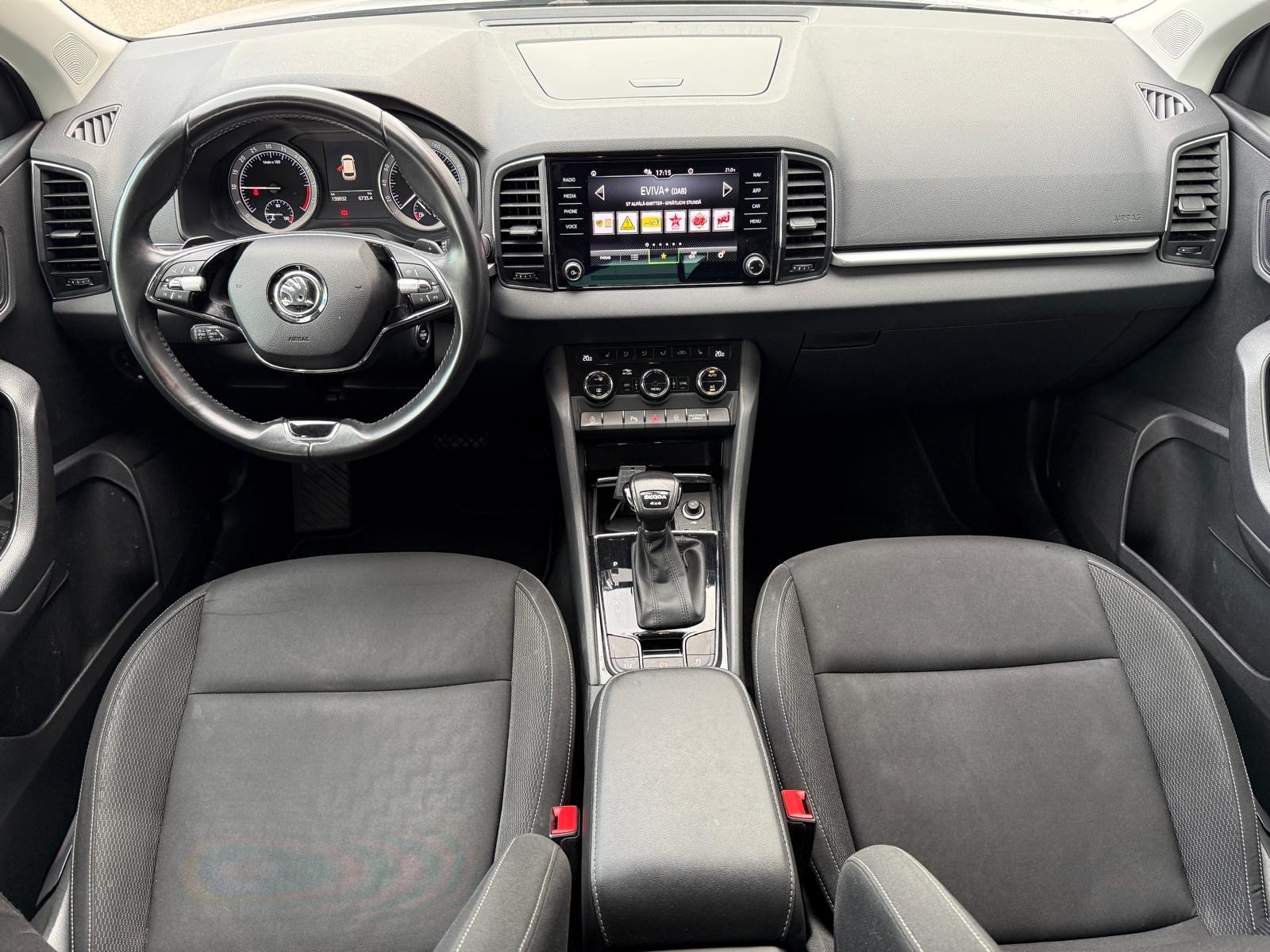 SKODA Karoq 2.0 TDI CR Ambition 4x4 DSG-image-6