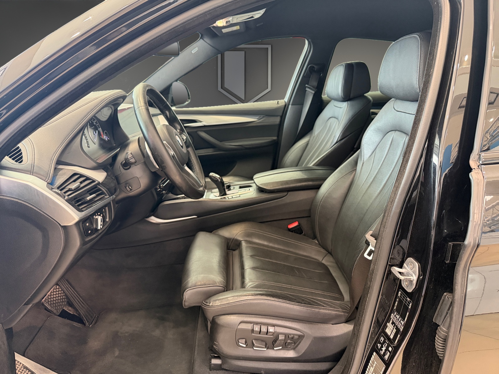 BMW X6 xDrive 30d Pure M Sport Steptronic-image-8