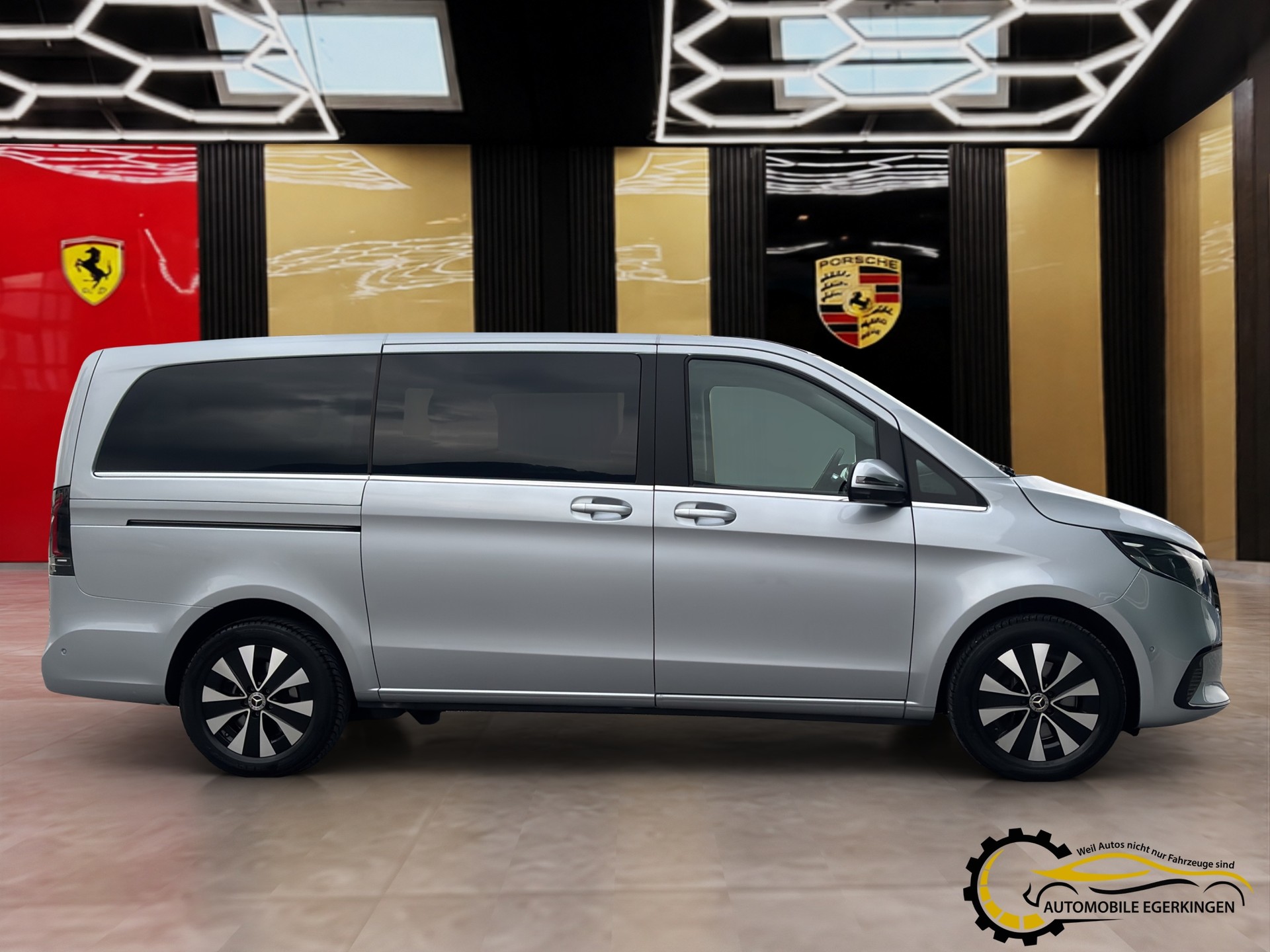 MERCEDES-BENZ V 250 d Avantgarde lang Van 4Matic-showroom-element-3