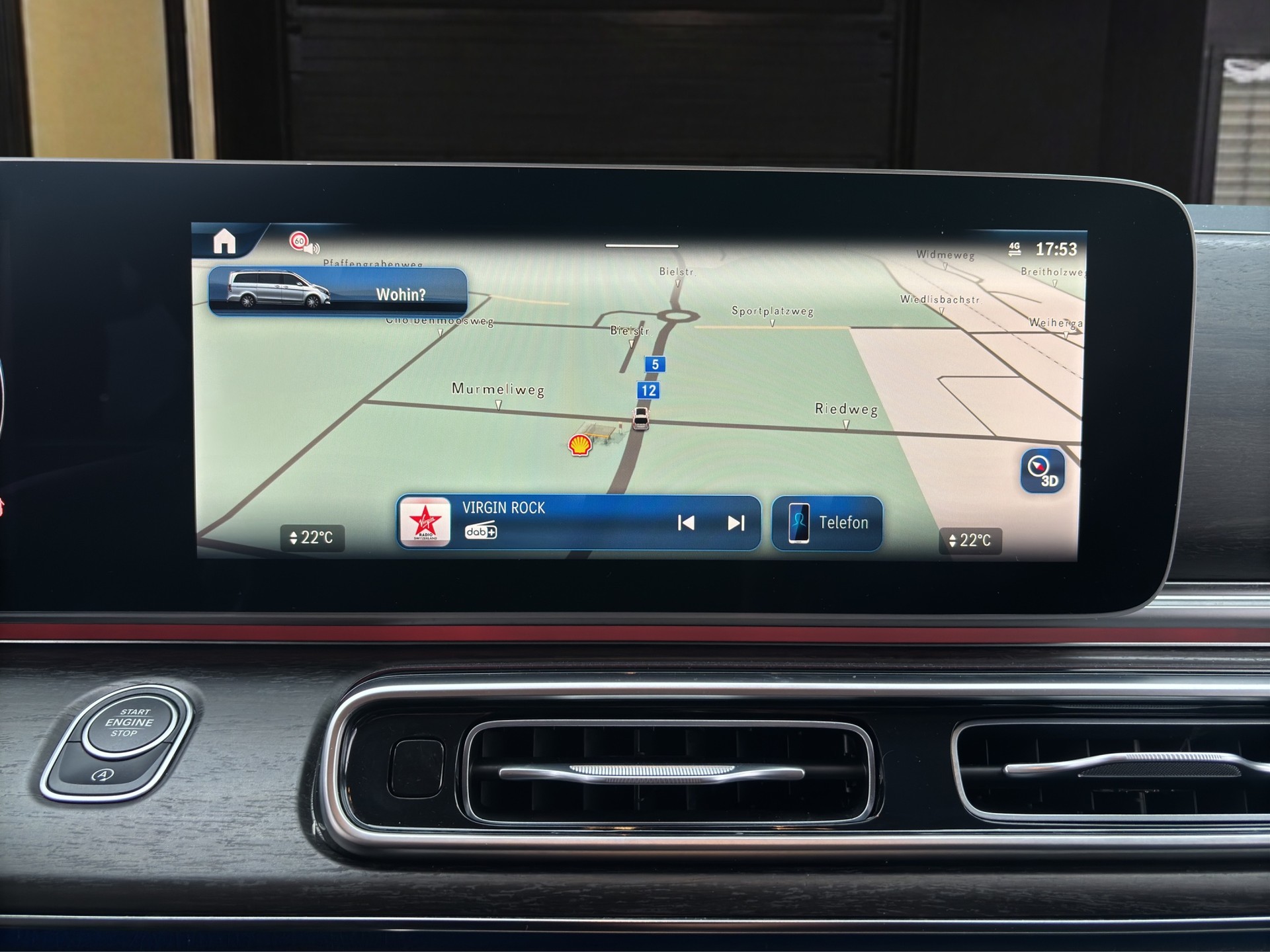 MERCEDES-BENZ V 250 d Avantgarde lang Van 4Matic-image-16