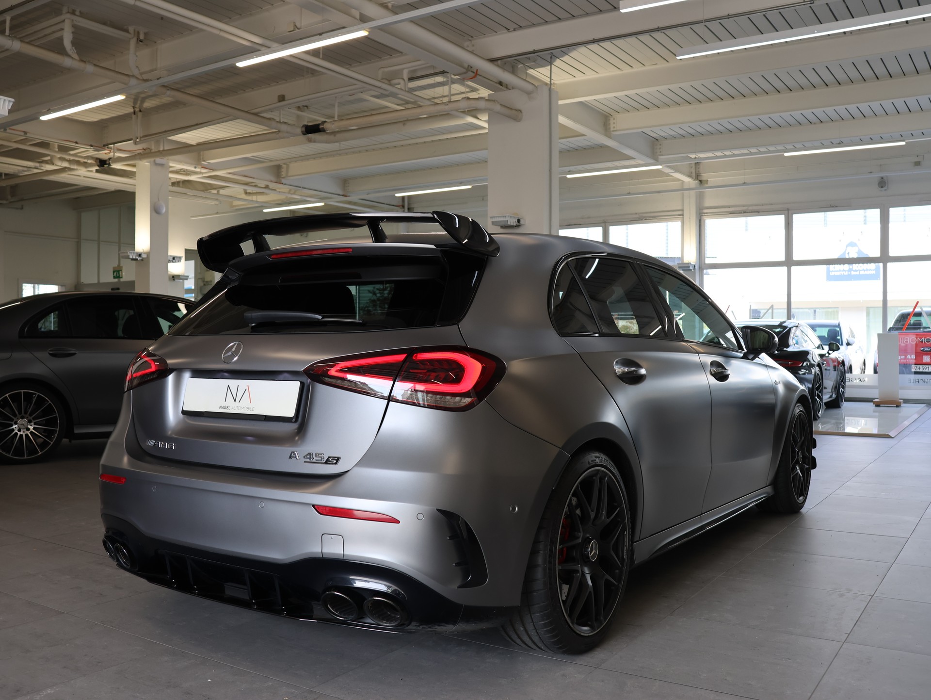 MERCEDES-BENZ A 45 S AMG 4Matic+ Speedshift *DESIGNO-MAGNO*-image-6