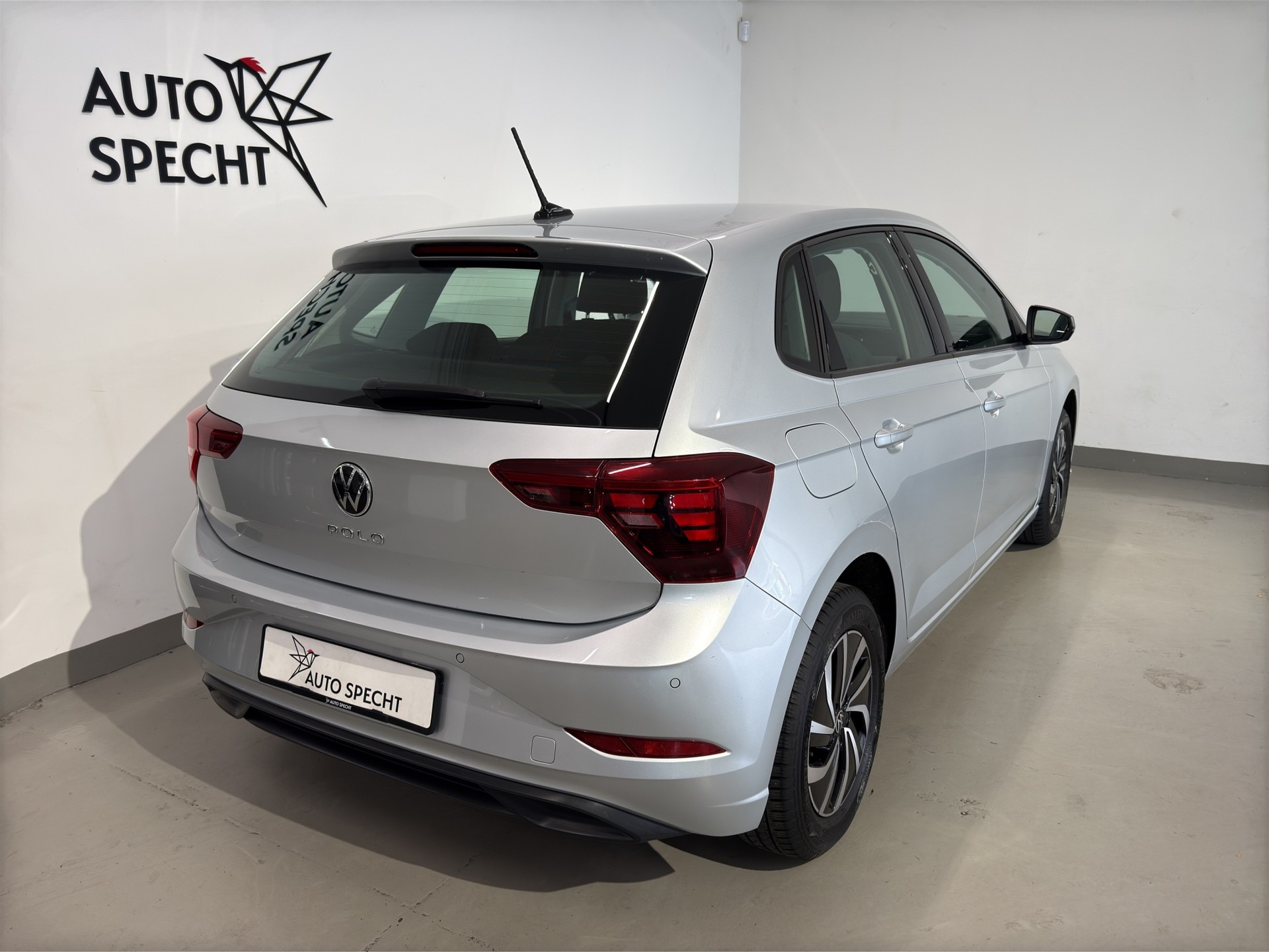 VW Polo 1.0 TSI Life DSG-image-4
