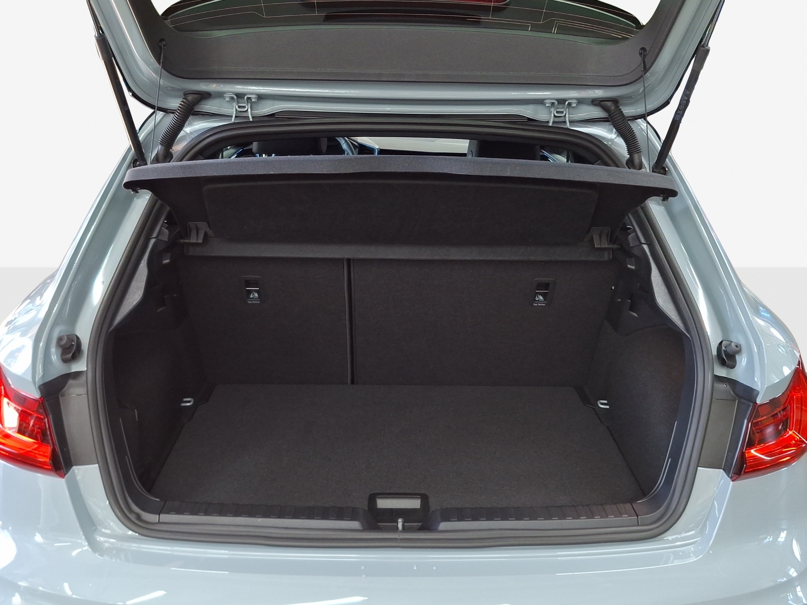 AUDI A1 allstreet 30 TFSI Attraction S-tronic-image-12