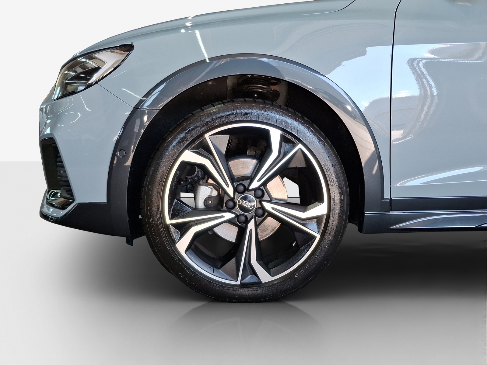 AUDI A1 allstreet 30 TFSI Attraction S-tronic-image-14
