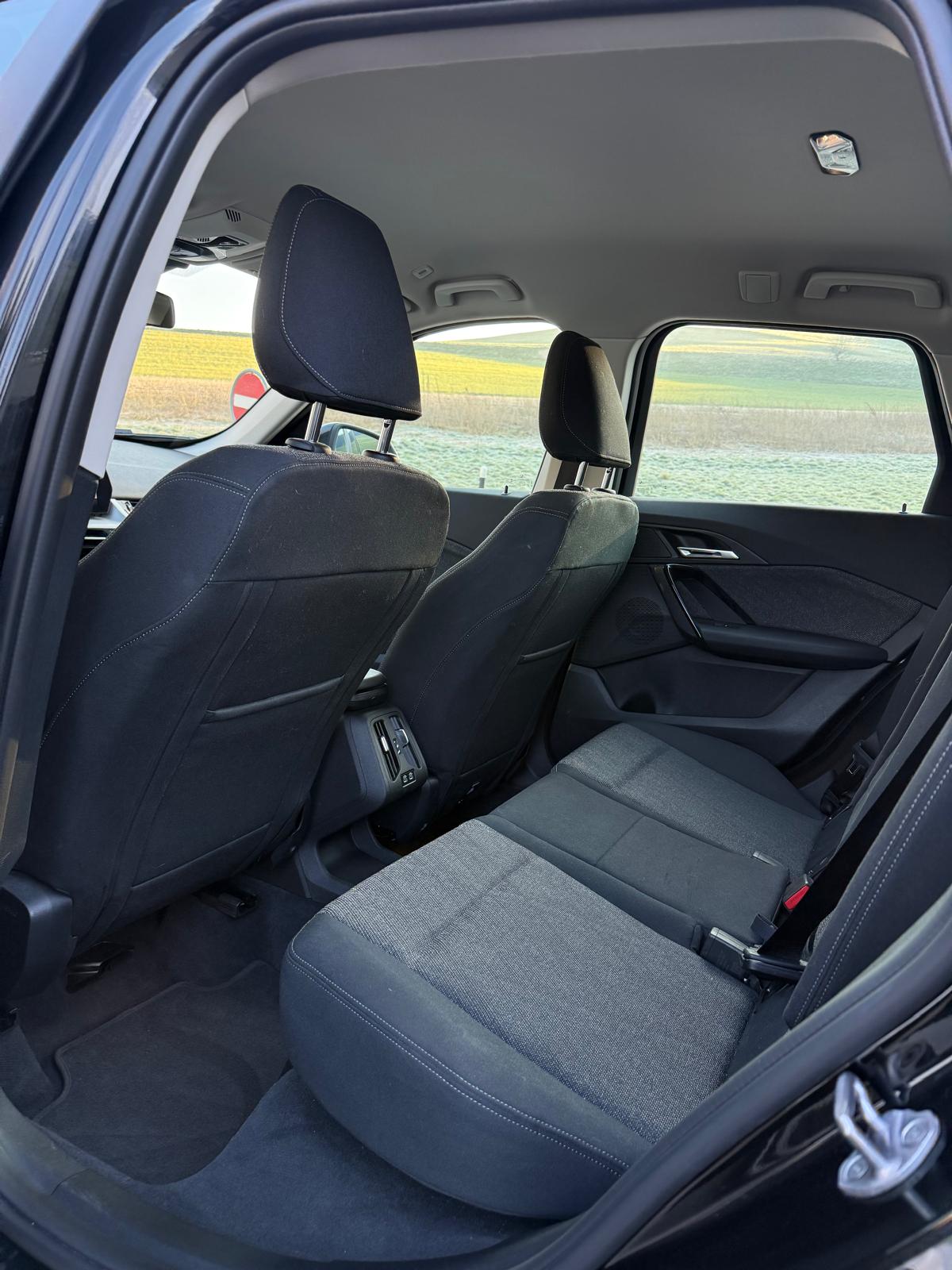 BMW X1 xDrive 23d 48V-image-14