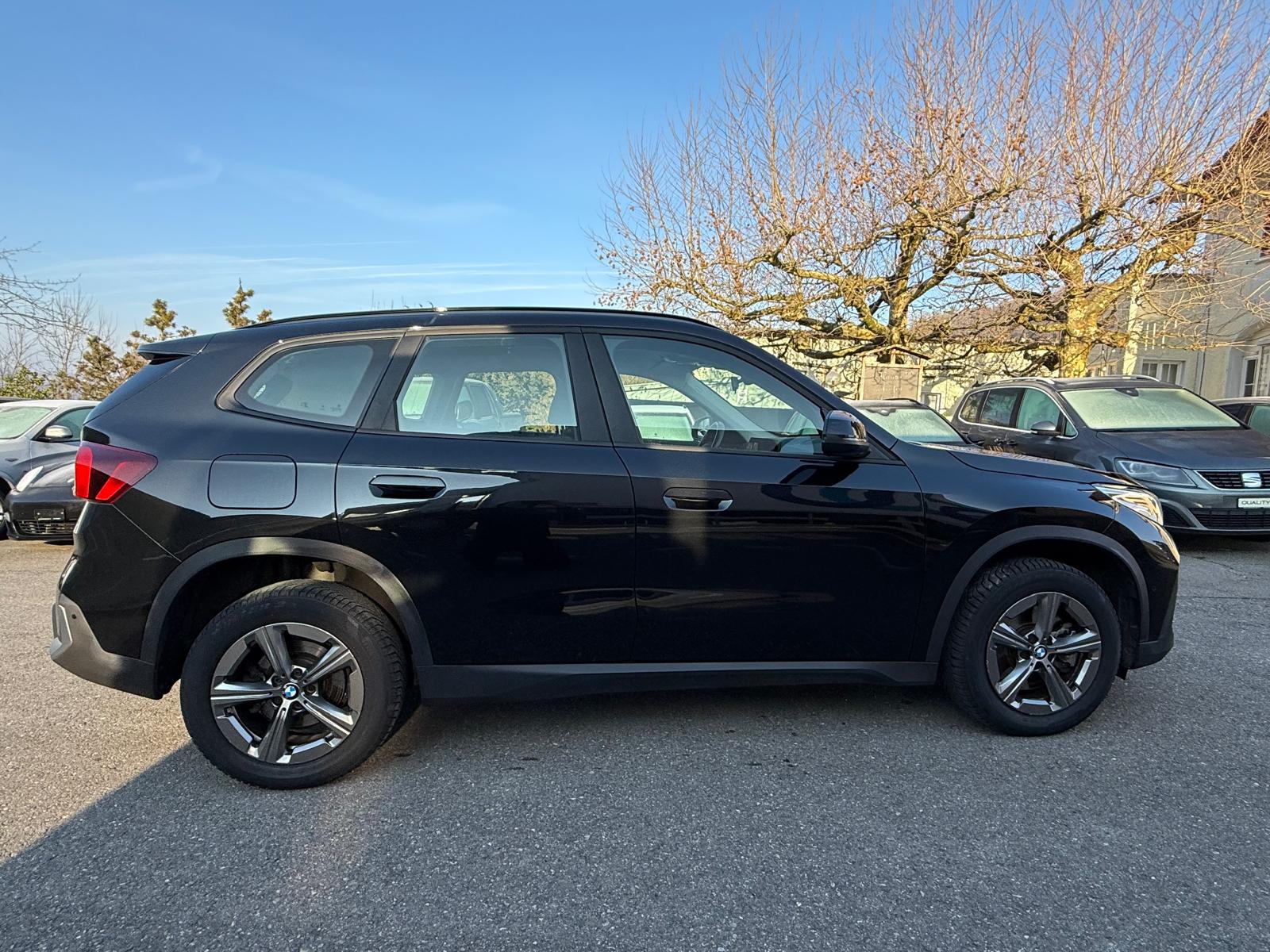 BMW X1 xDrive 23d 48V-image-6