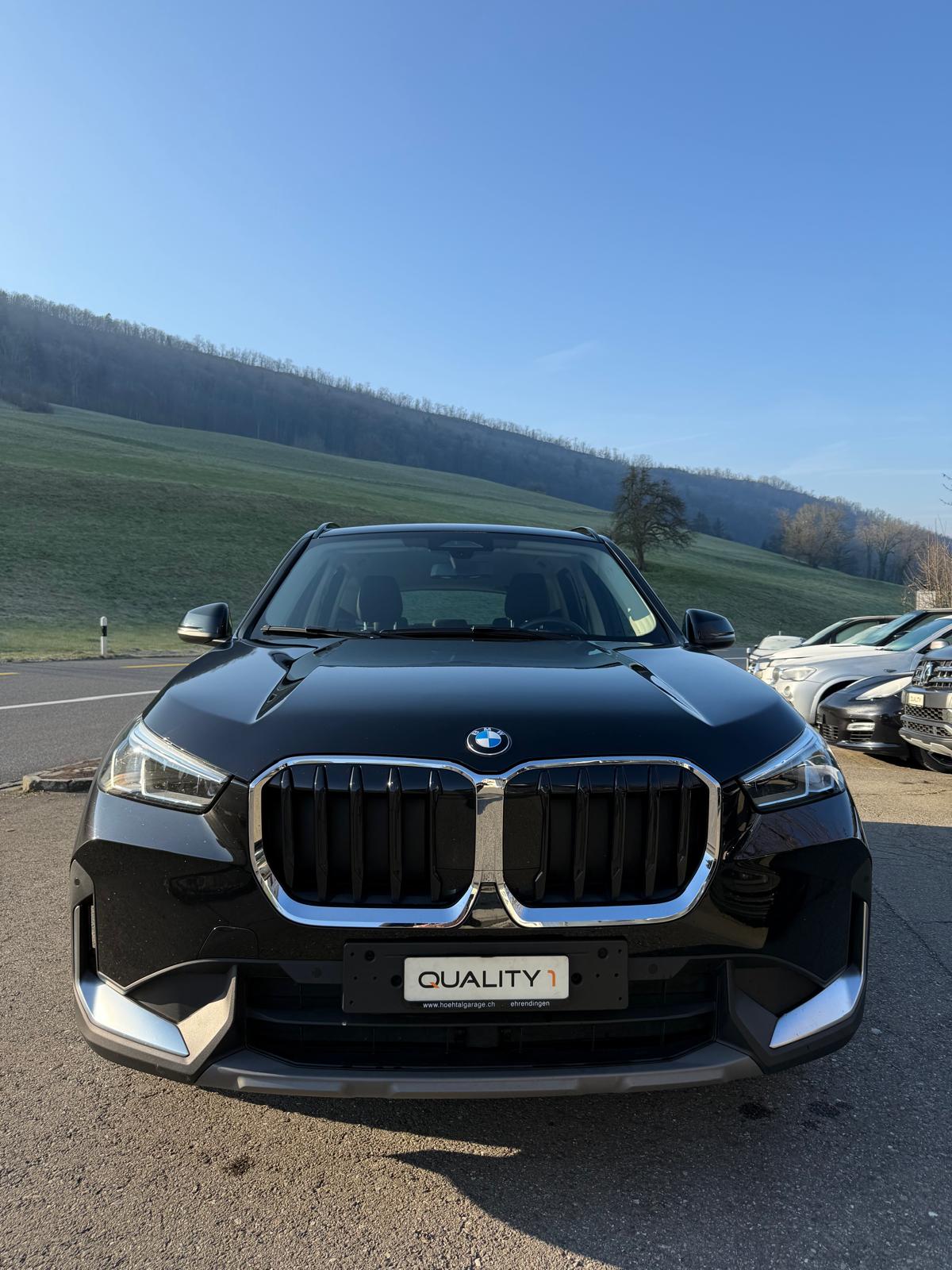 BMW X1 xDrive 23d 48V-showroom-element-1