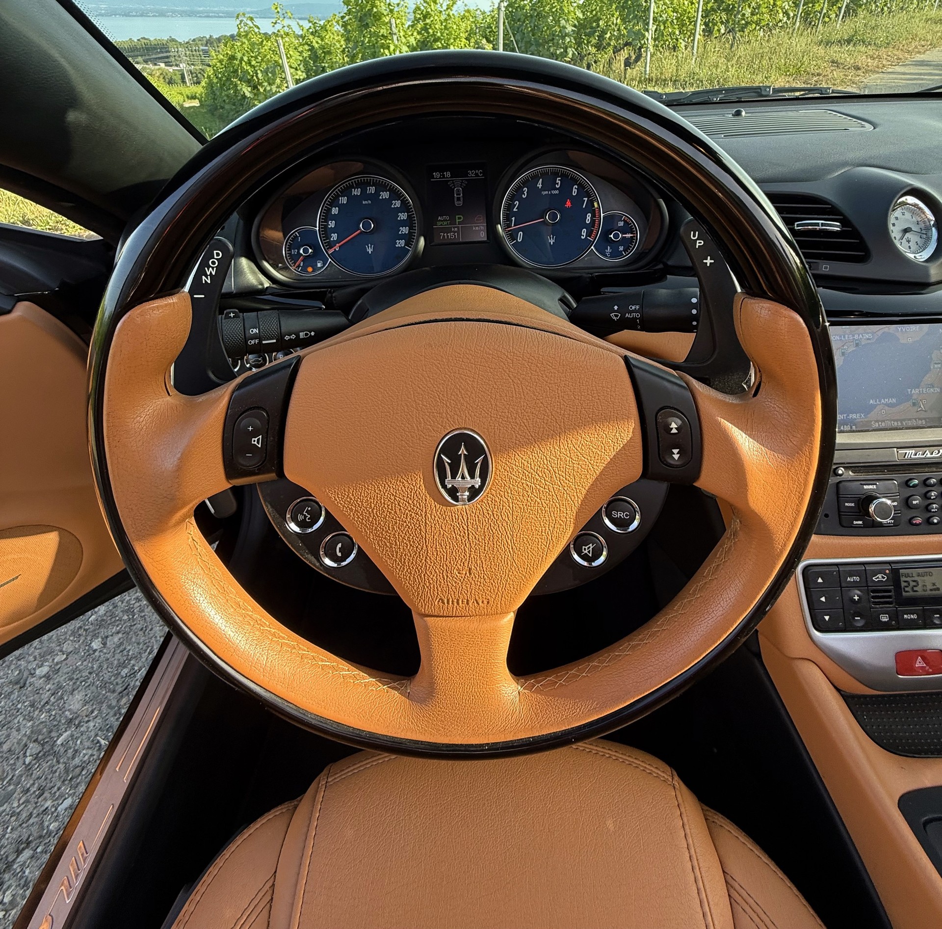 MASERATI GranCabrio Automatica-image-23