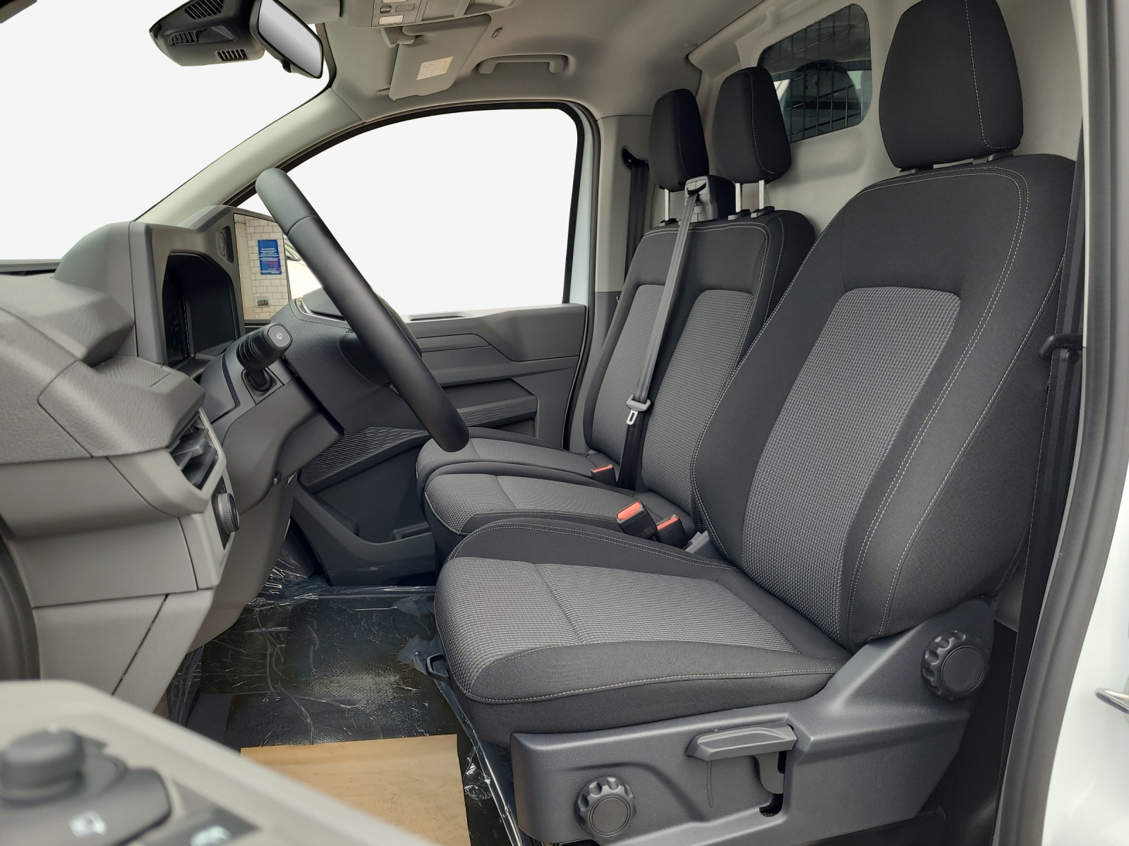 VW Transporter 2.0 TDI Automat-image-7