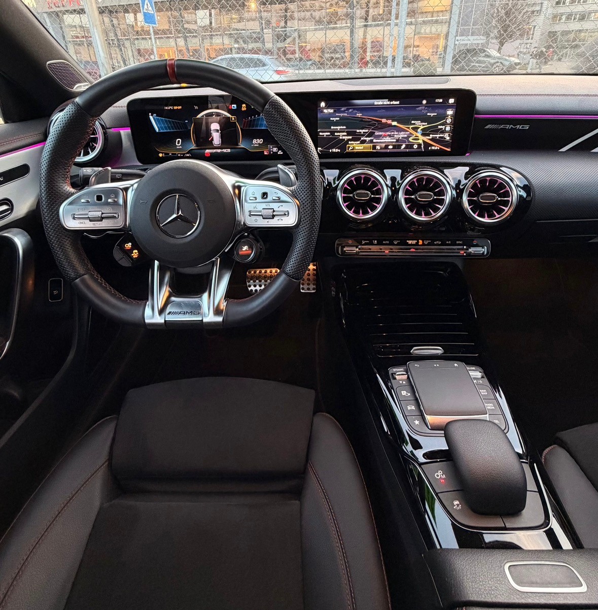 MERCEDES-BENZ CLA 45 S AMG 4matic+ Shooting Brake-image-9